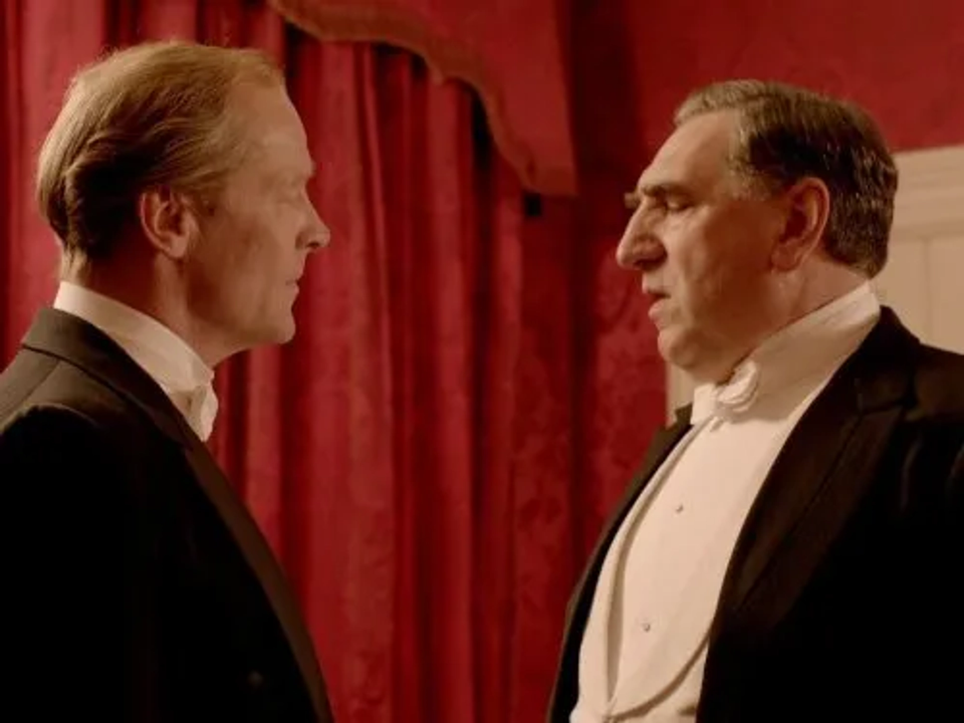 Jim Carter and Iain Glen in Downton Abbey (2010)