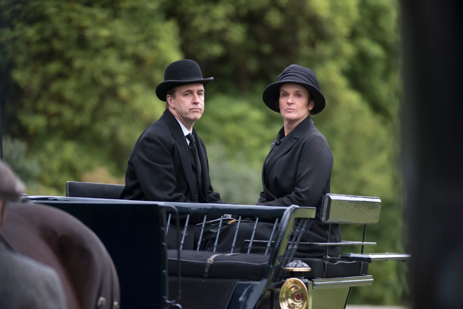 Kevin Doyle and Siobhan Finneran in Downton Abbey (2010)