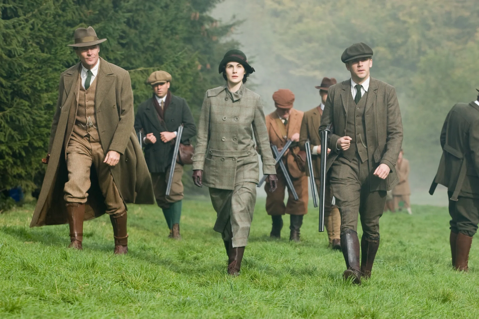 Iain Glen, Dan Stevens, and Michelle Dockery in Downton Abbey (2010)