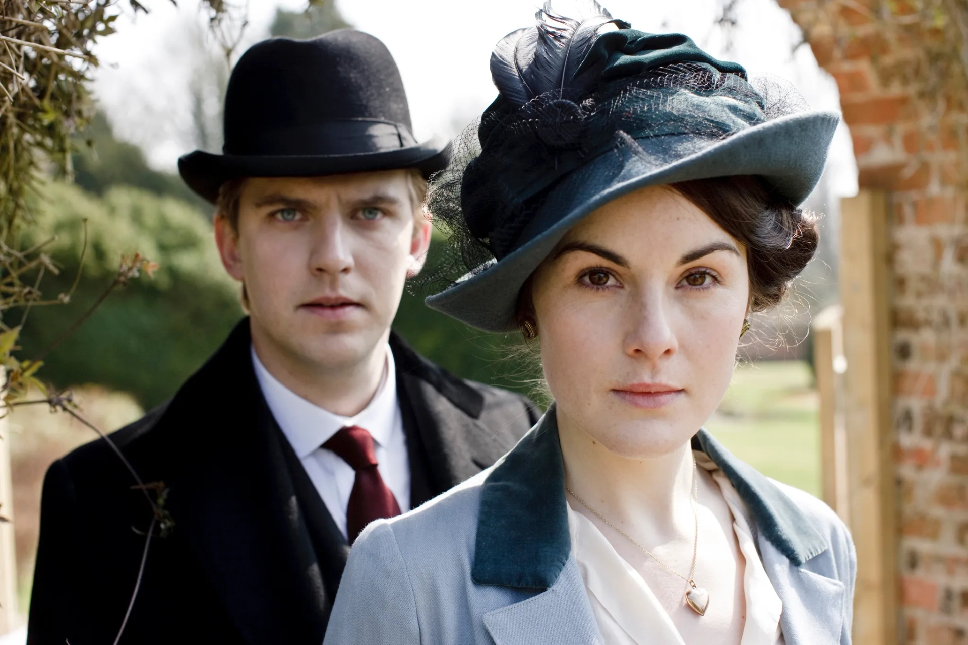 Dan Stevens and Michelle Dockery in Downton Abbey (2010)