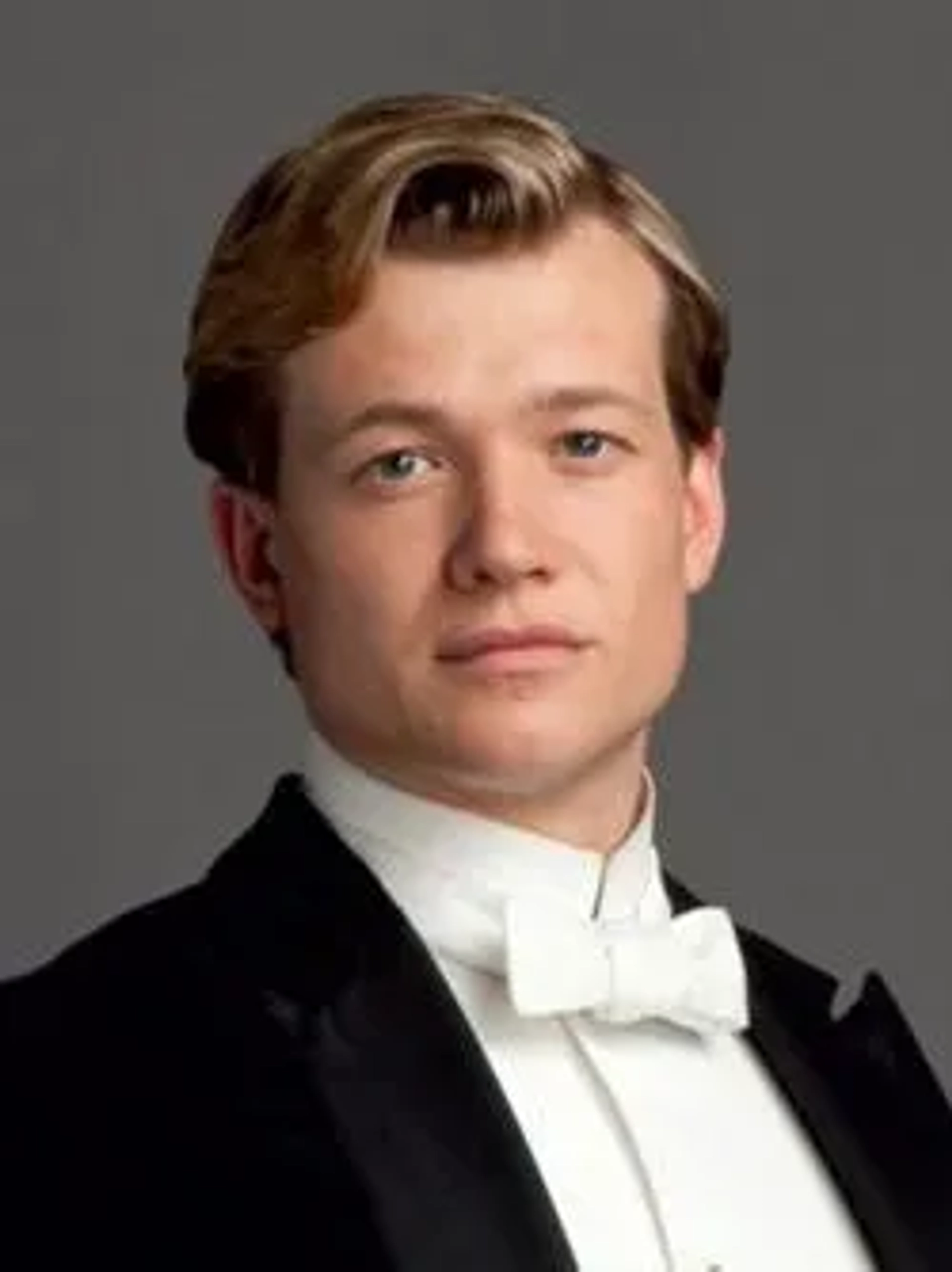 Ed Speleers in Downton Abbey (2010)