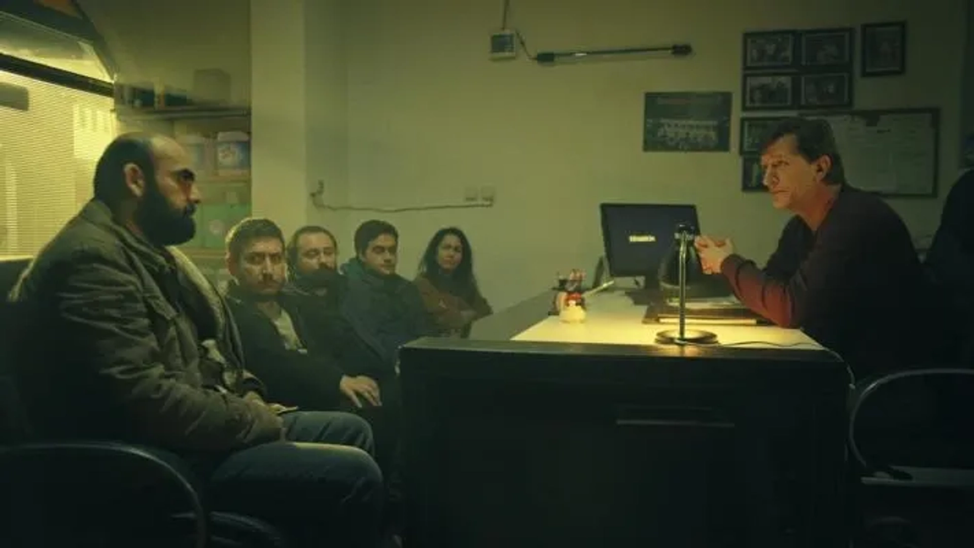 Feyyaz Yigit, Ayhan Kizilsu, Ezgi Ay, Ahmet Kürsat Öçalan, Kivanç Kilinç, and Celal Öztürk in As If (2021)