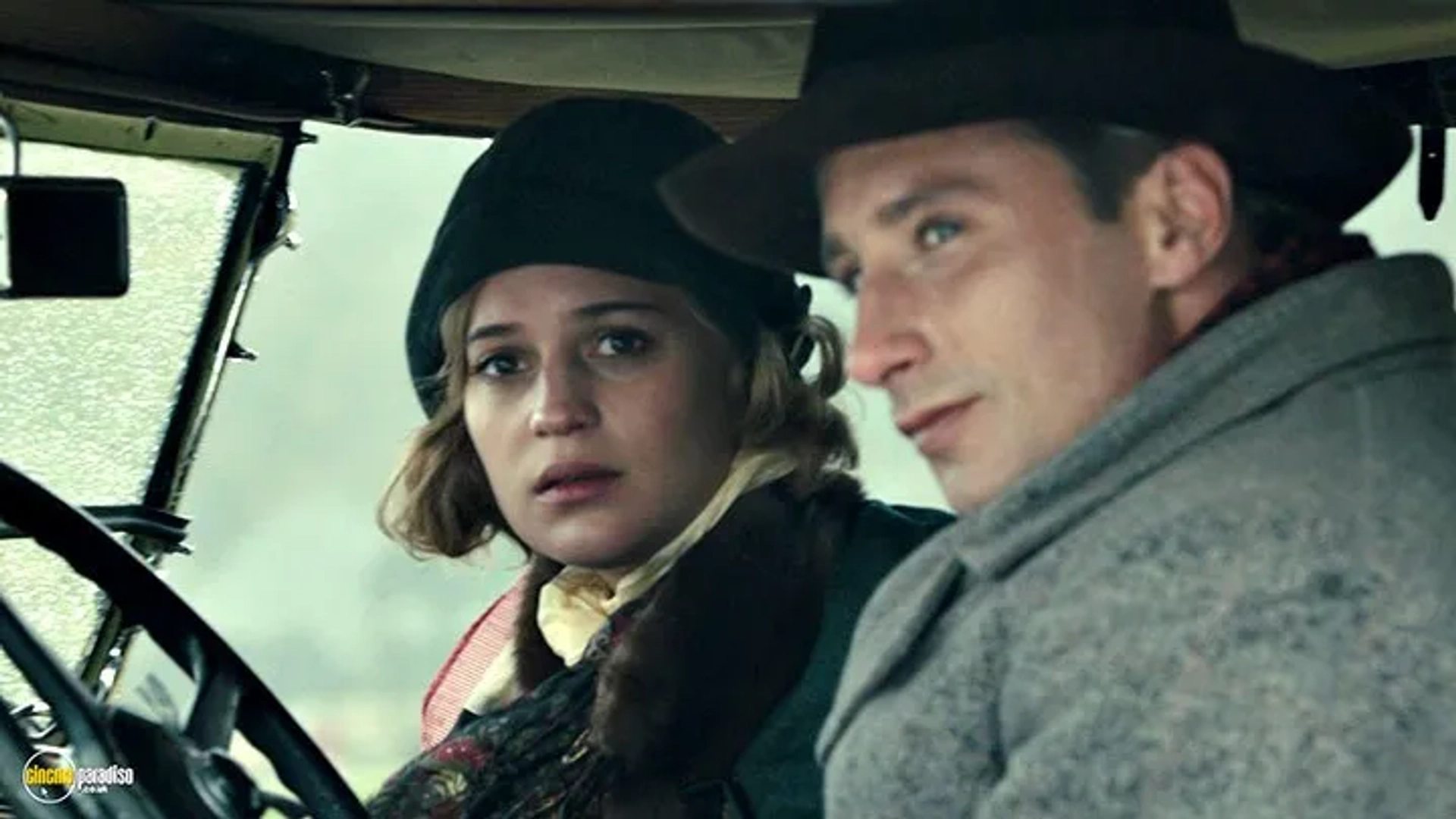 Matthias Schoenaerts and Alicia Vikander in The Danish Girl (2015)