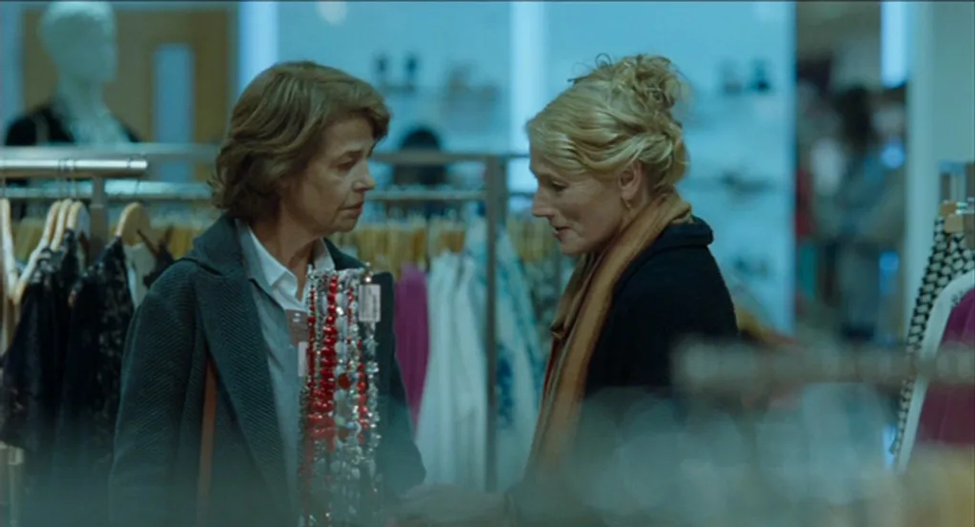 Charlotte Rampling and Geraldine James in 45 Years (2015)