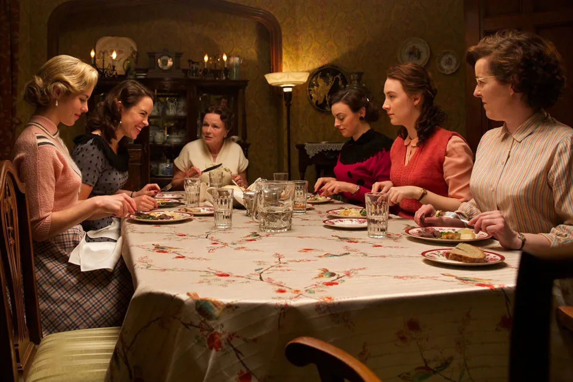 Mary O'Driscoll, Julie Walters, Nora-Jane Noone, Saoirse Ronan, Eve Macklin, and Emily Bett Rickards in Brooklyn (2015)