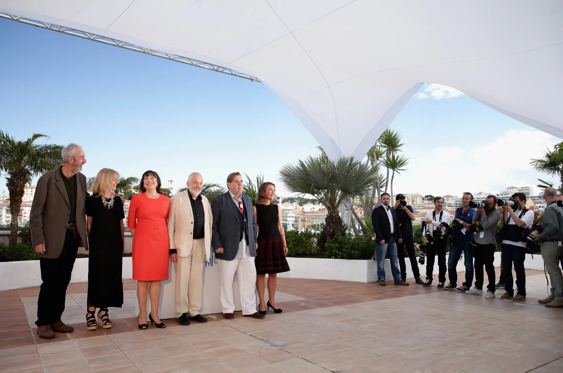 Timothy Spall, Mike Leigh, Dick Pope, Dorothy Atkinson, Marion Bailey, and Georgina Lowe at an event for Mr. Turner (2014)