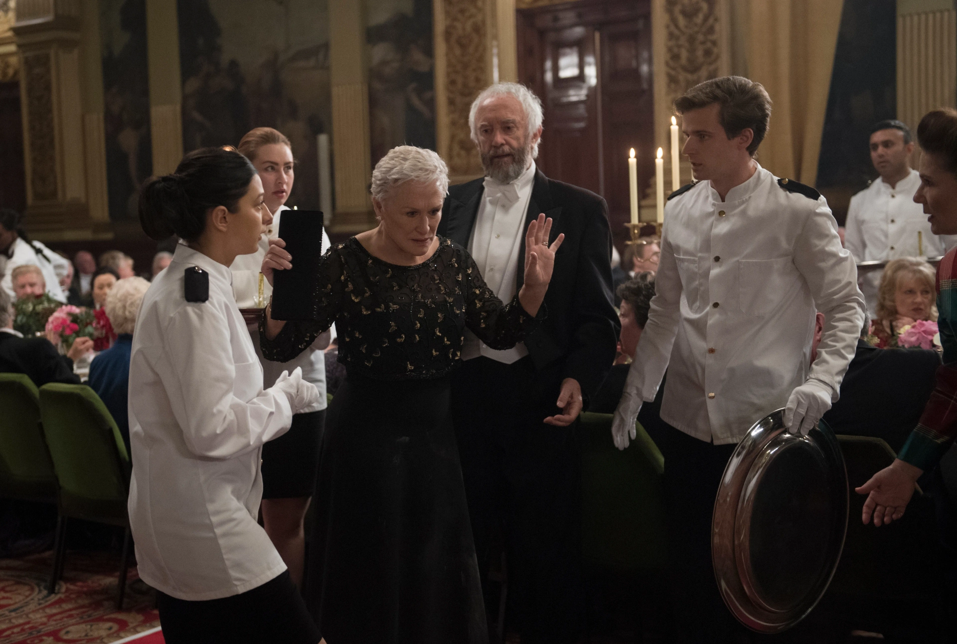 Glenn Close and Jonathan Pryce in The Wife (2017)