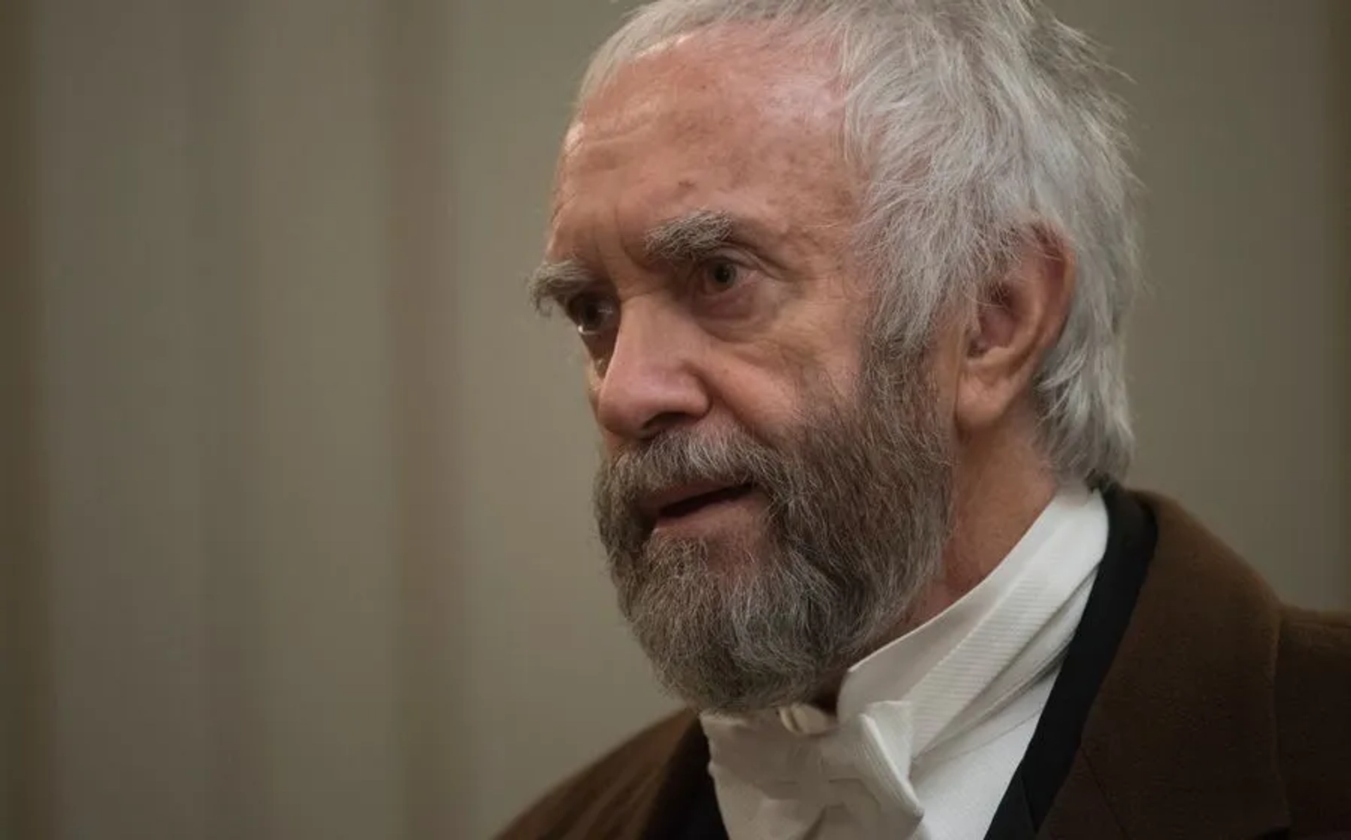 Jonathan Pryce in The Wife (2017)