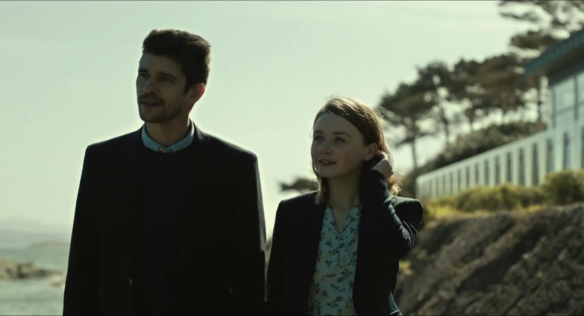 Ben Whishaw and Jessica Barden in The Lobster (2015)