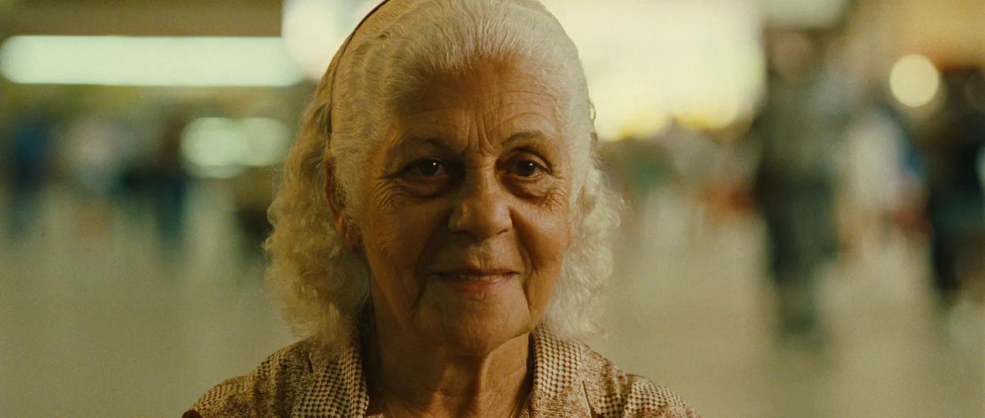 Maria Fernandes in Central Station (1998)