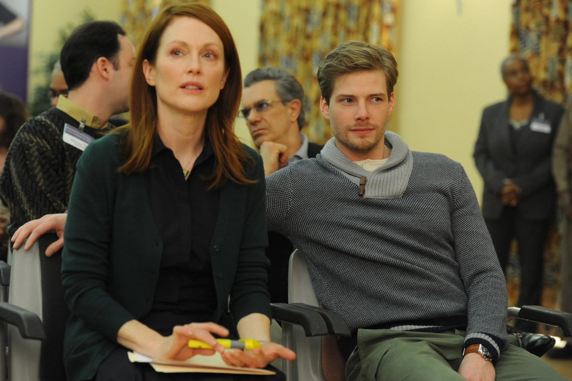 Julianne Moore and Hunter Parrish in Still Alice (2014)