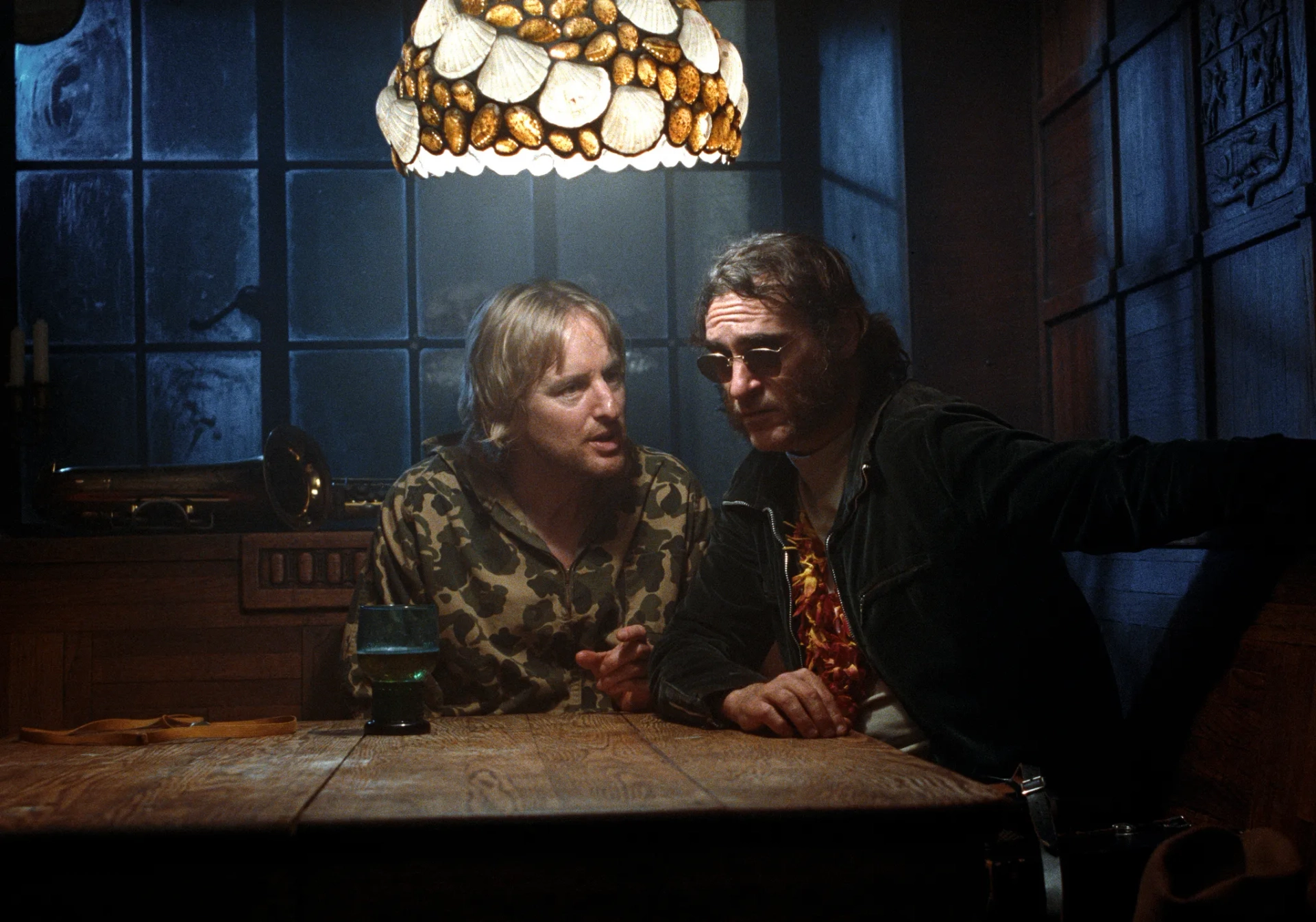 Joaquin Phoenix and Owen Wilson in Inherent Vice (2014)