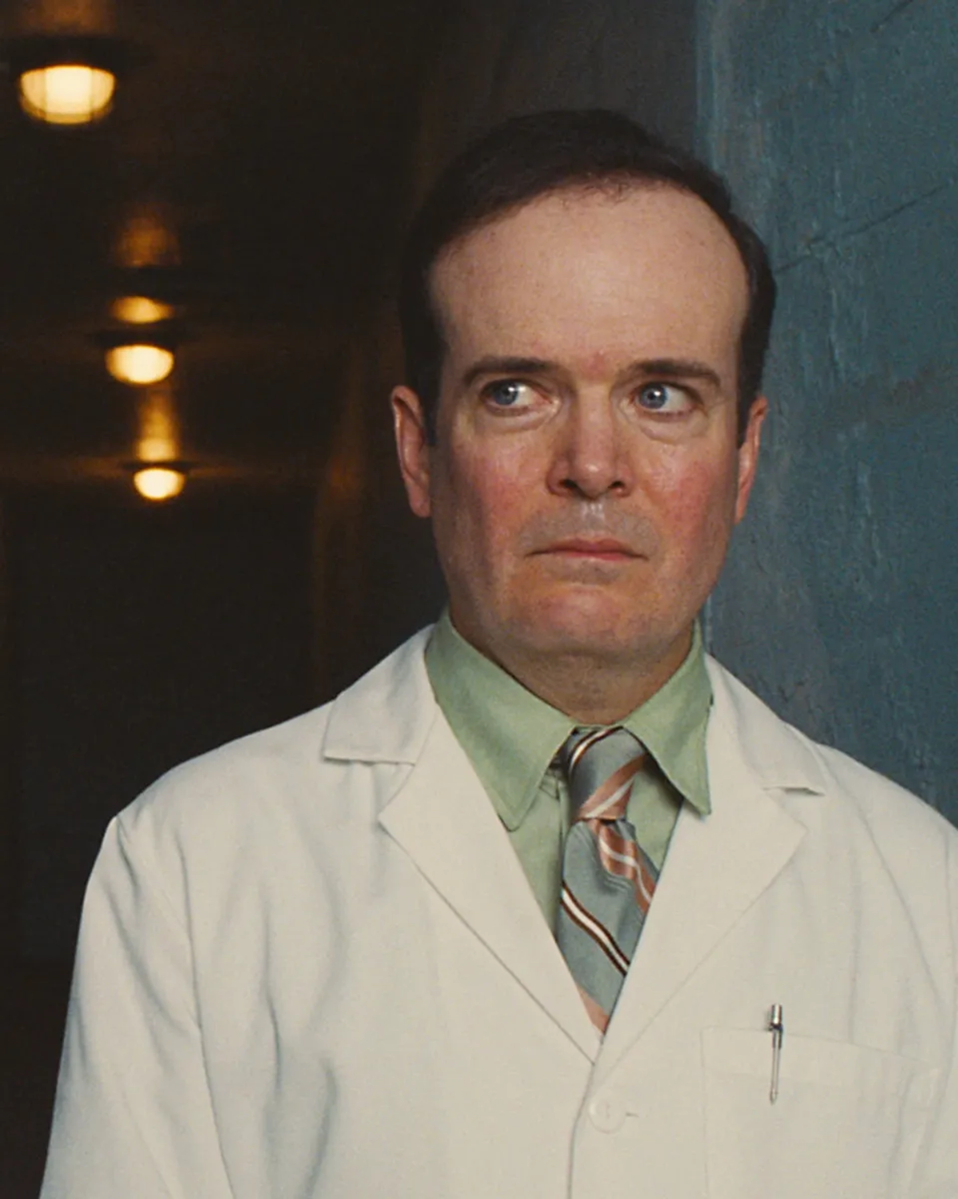 Jefferson Mays in Inherent Vice (2014)