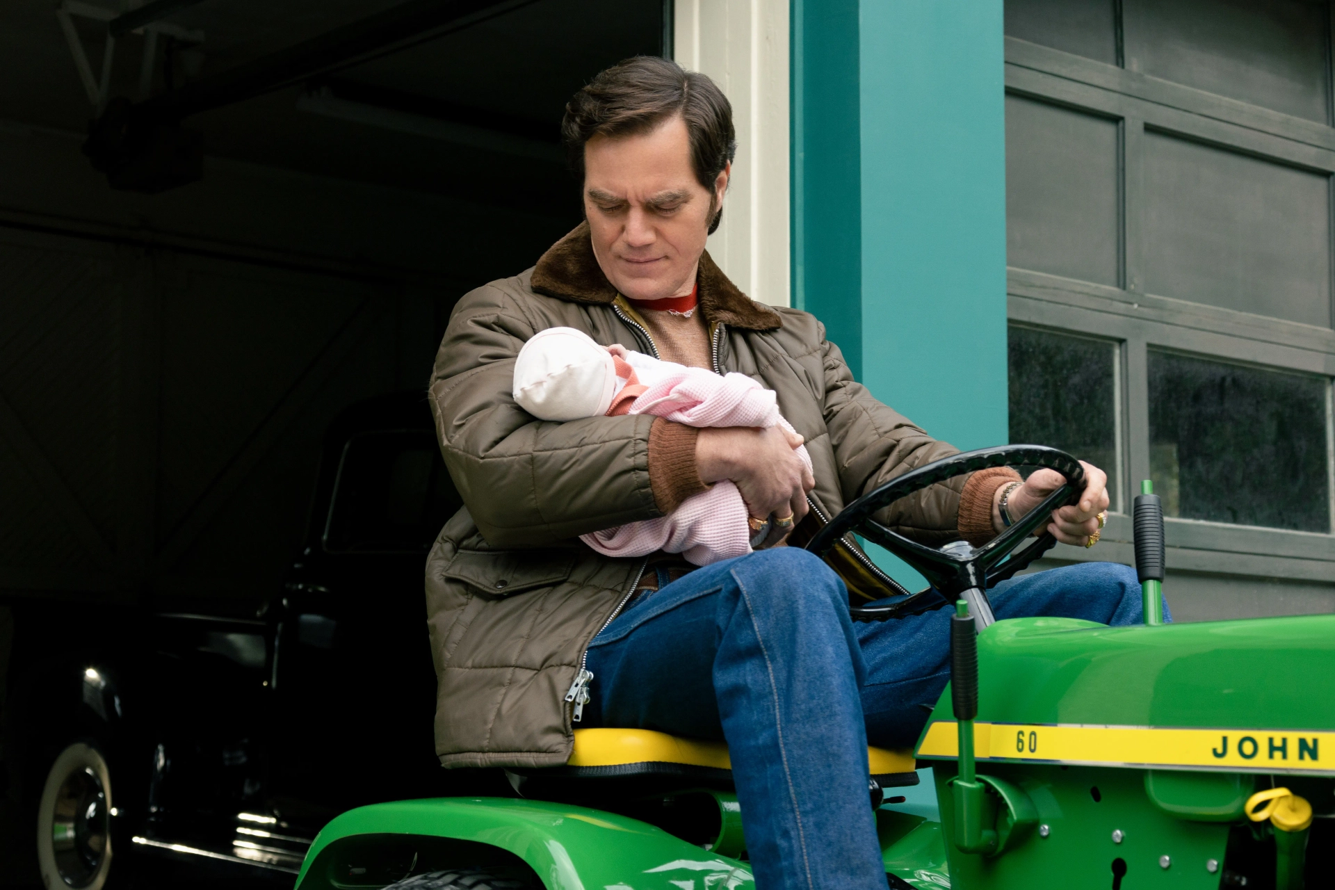 Michael Shannon in George & Tammy (2022)