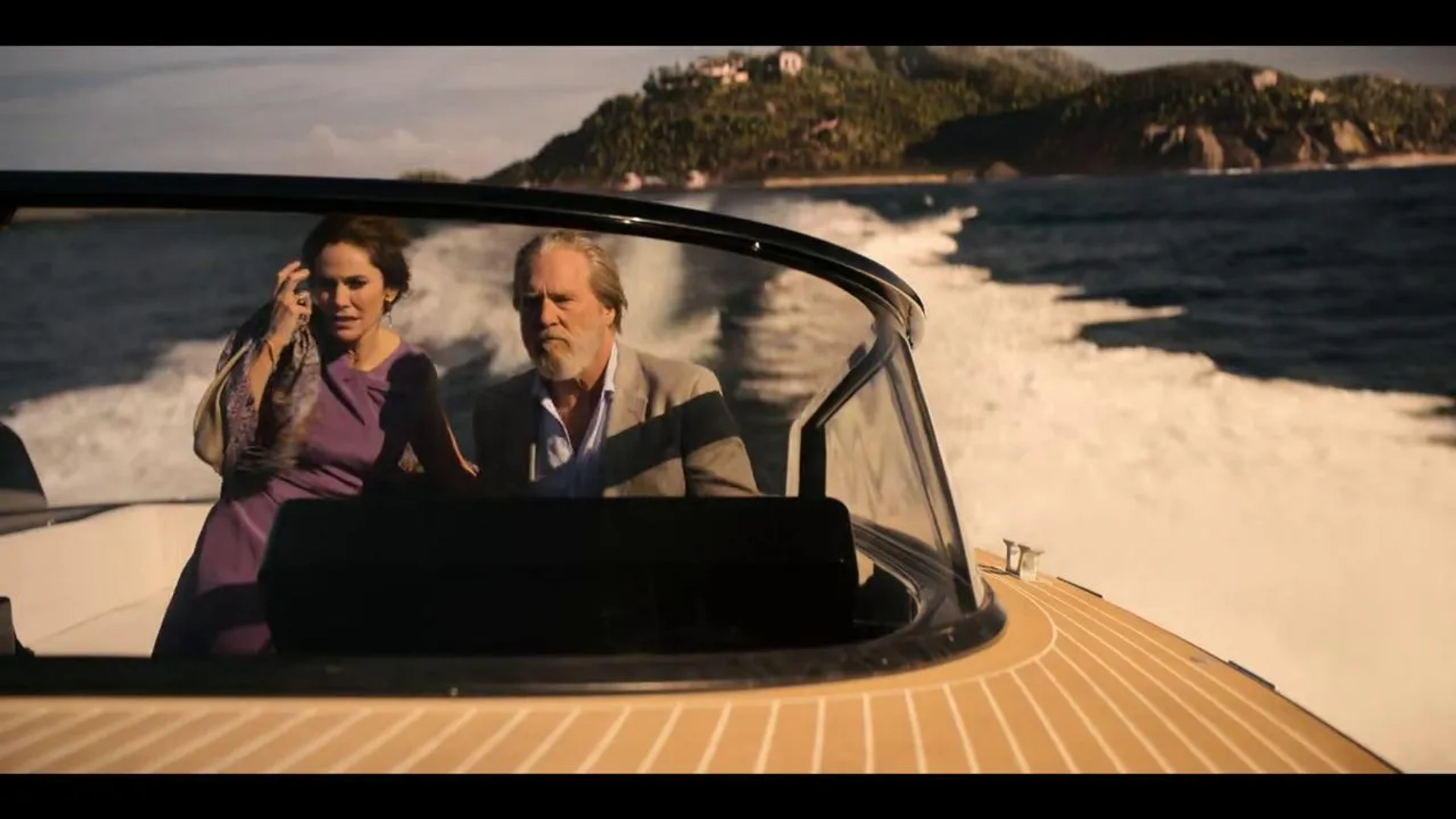 Amy Brenneman and Jeff Bridges in The Old Man: VI (2022)