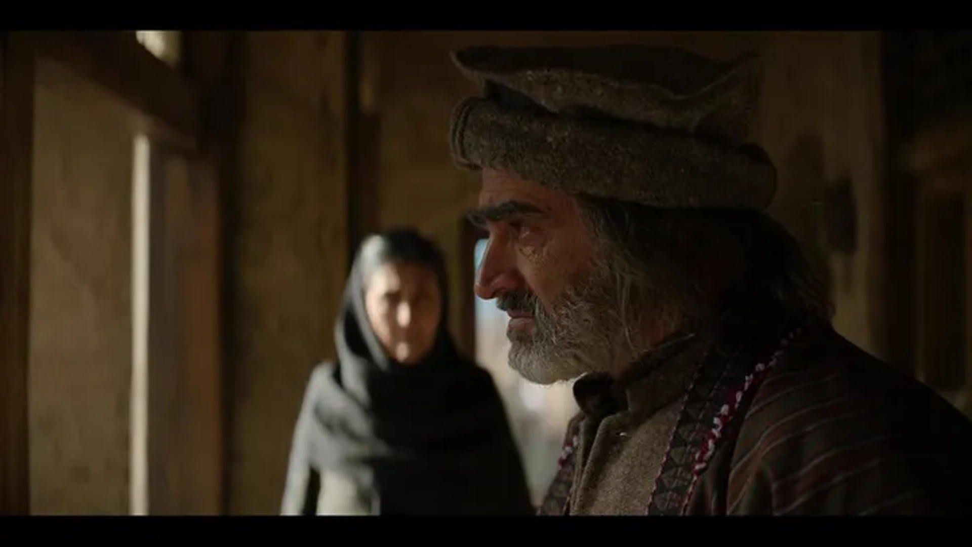 Jacqueline Antaramian and Navid Negahban in The Old Man: VII (2022)