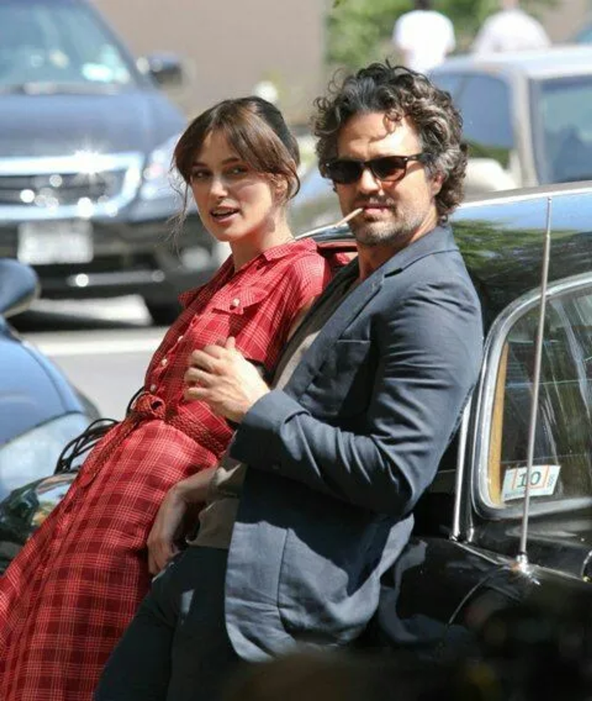 Keira Knightley and Mark Ruffalo in Begin Again (2013)