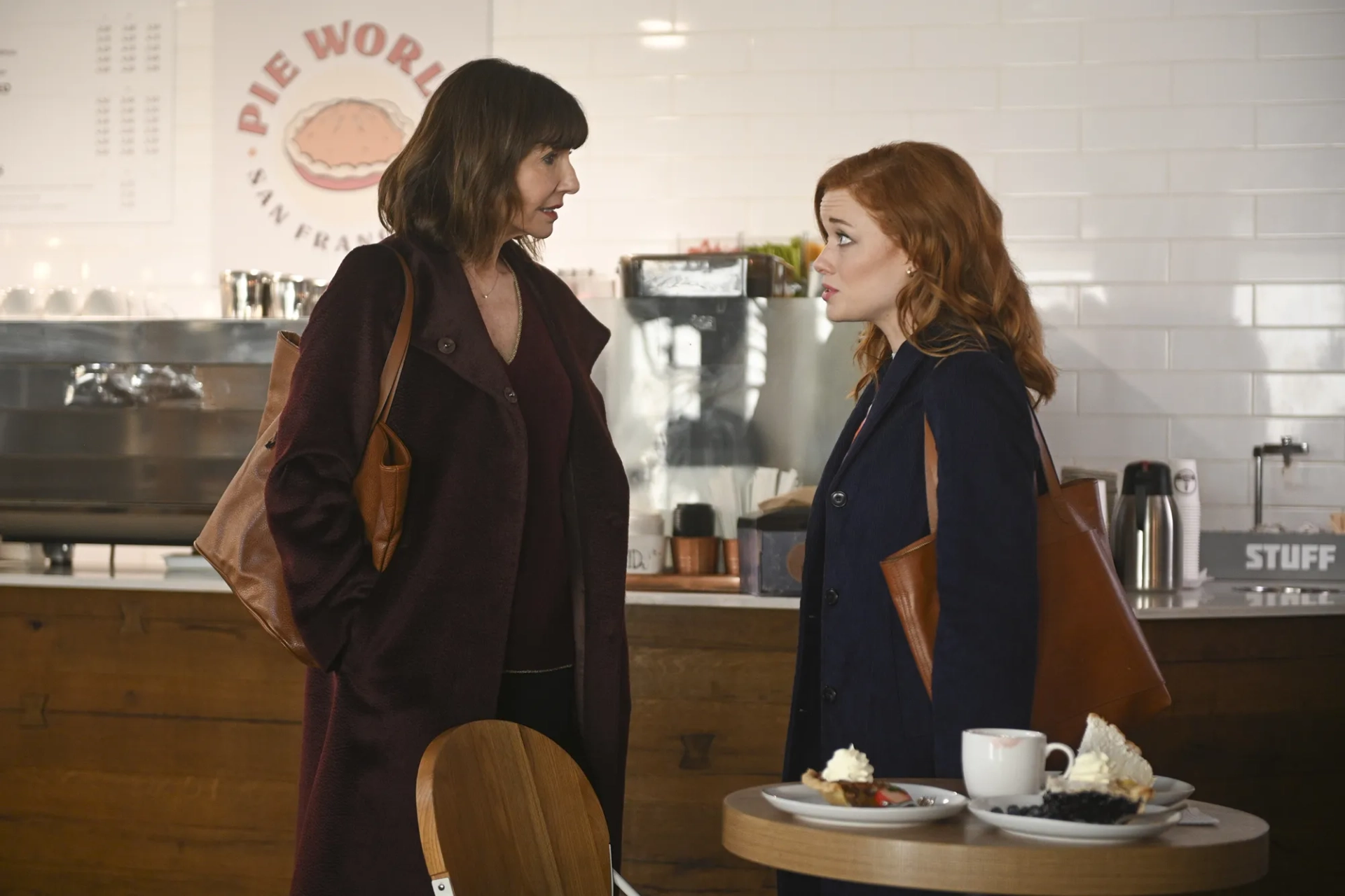 Mary Steenburgen and Jane Levy in Zoey's Extraordinary Playlist (2020)