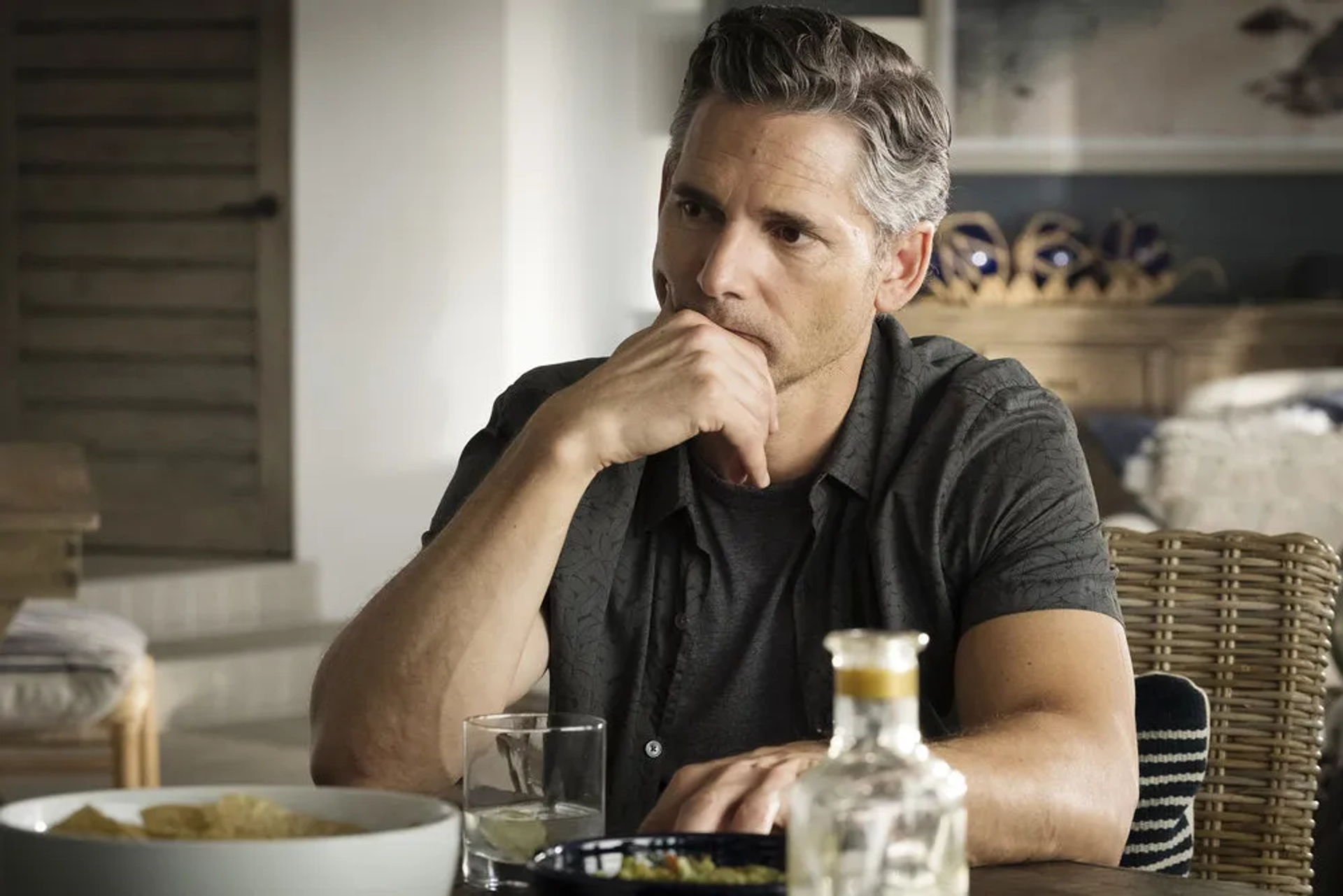 Eric Bana in Dirty John (2018)