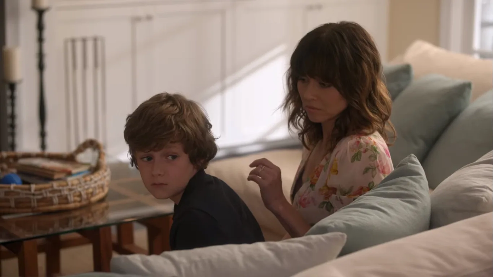 Linda Cardellini and Luke Roessler in Dead to Me: Between You and Me (2020)