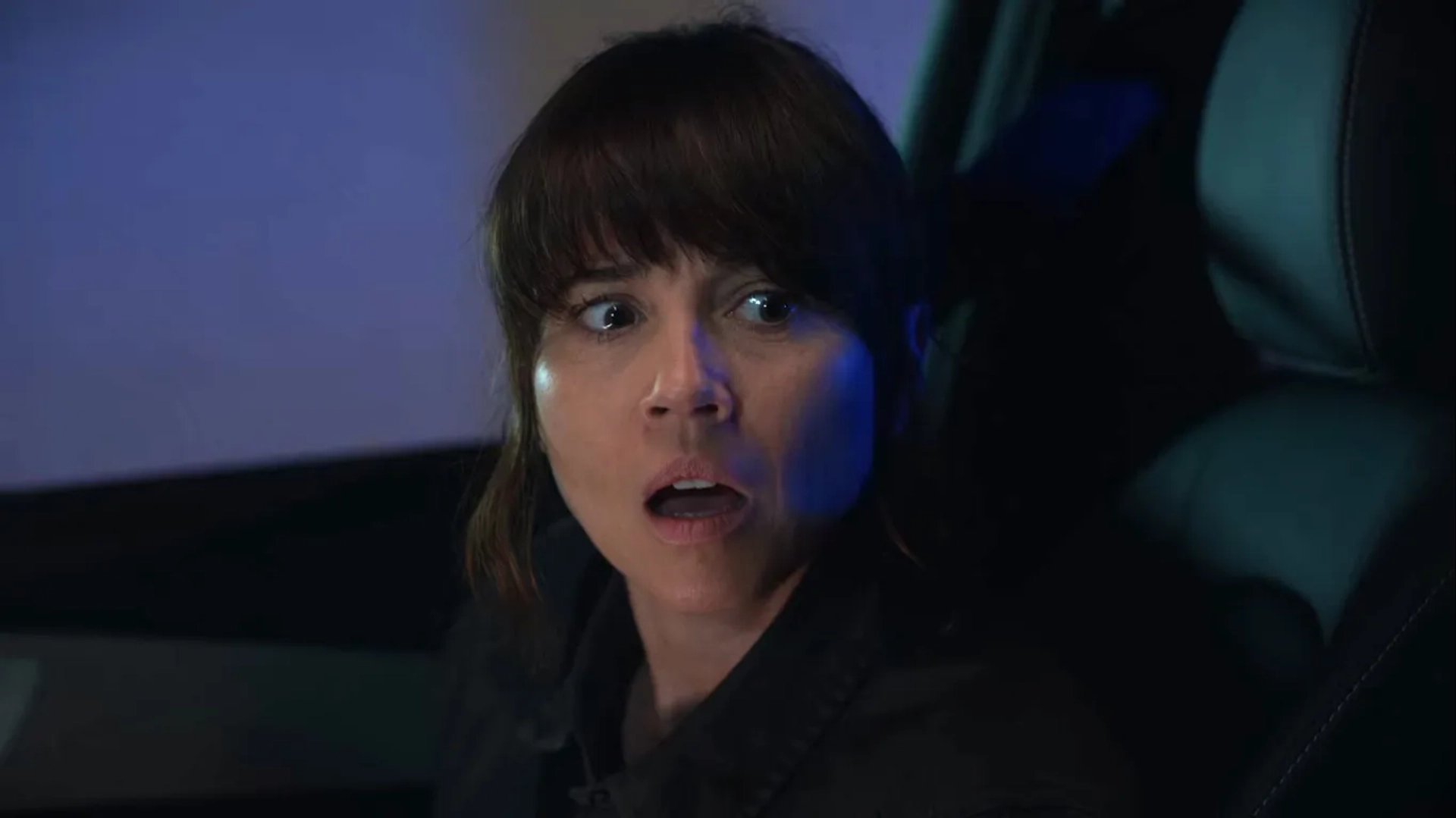 Linda Cardellini in Dead to Me: Between You and Me (2020)