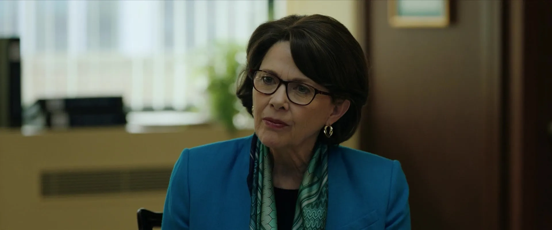 Annette Bening in The Report (2019)