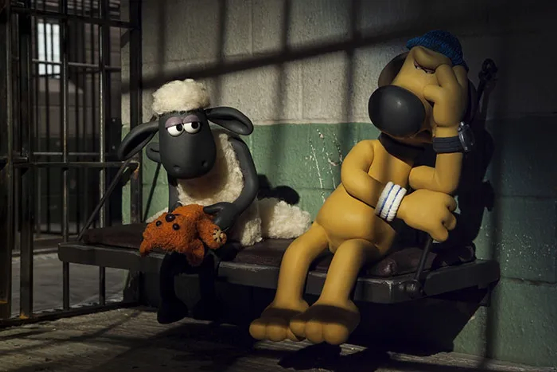 John Sparkes and Justin Fletcher in Shaun the Sheep Movie (2015)