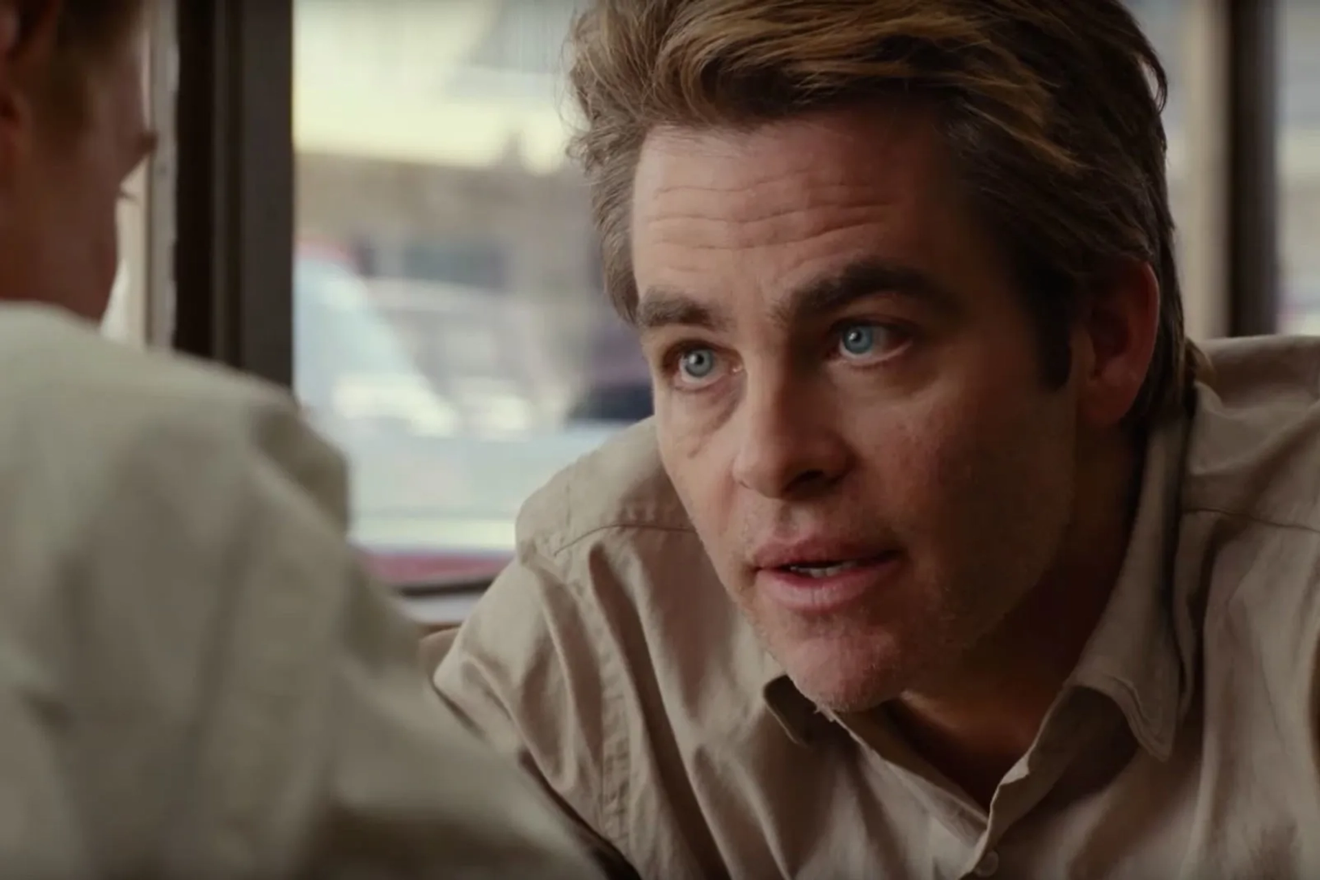 Chris Pine in I Am the Night (2019)