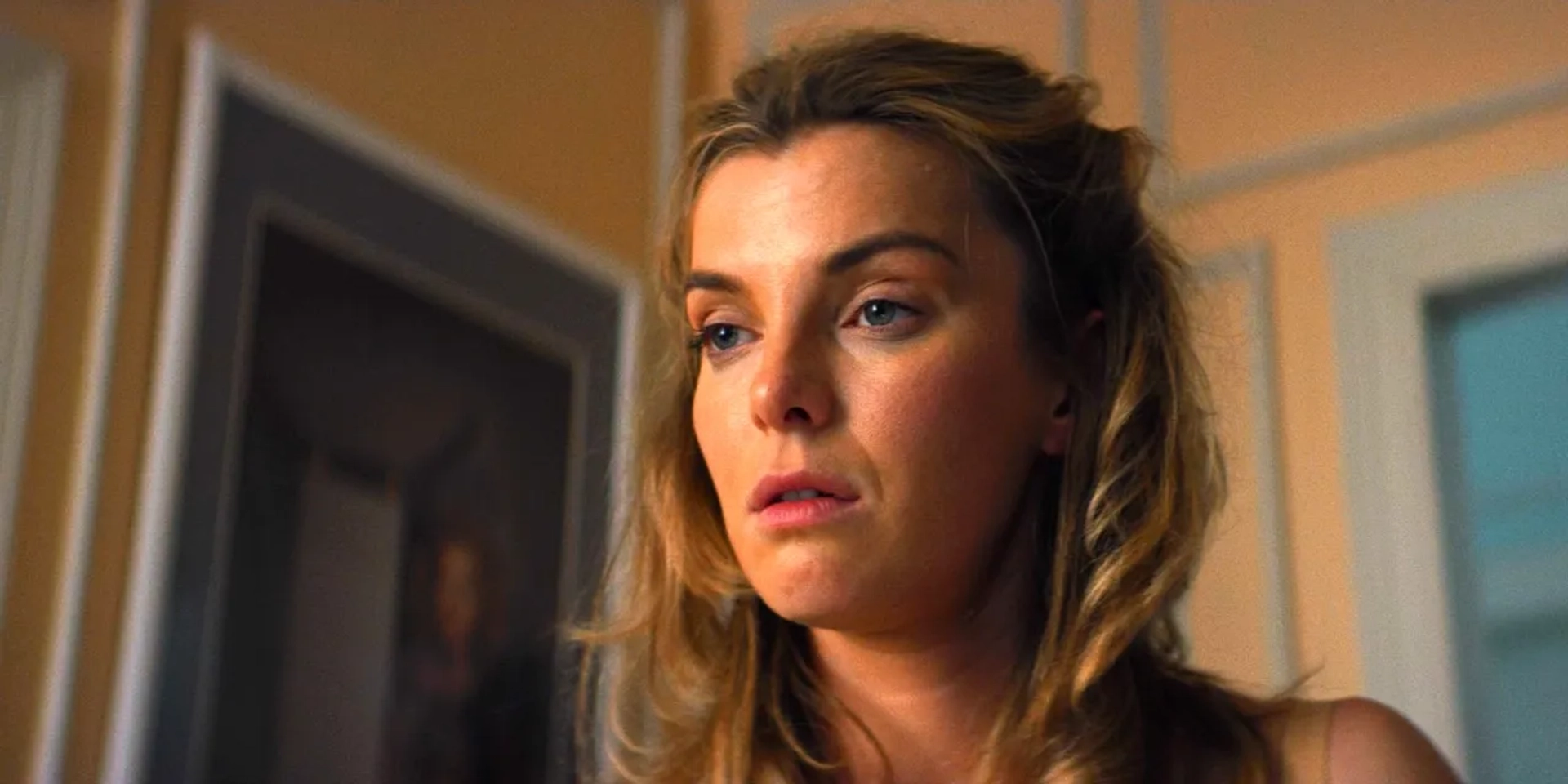 Betty Gilpin in GLOW (2017)