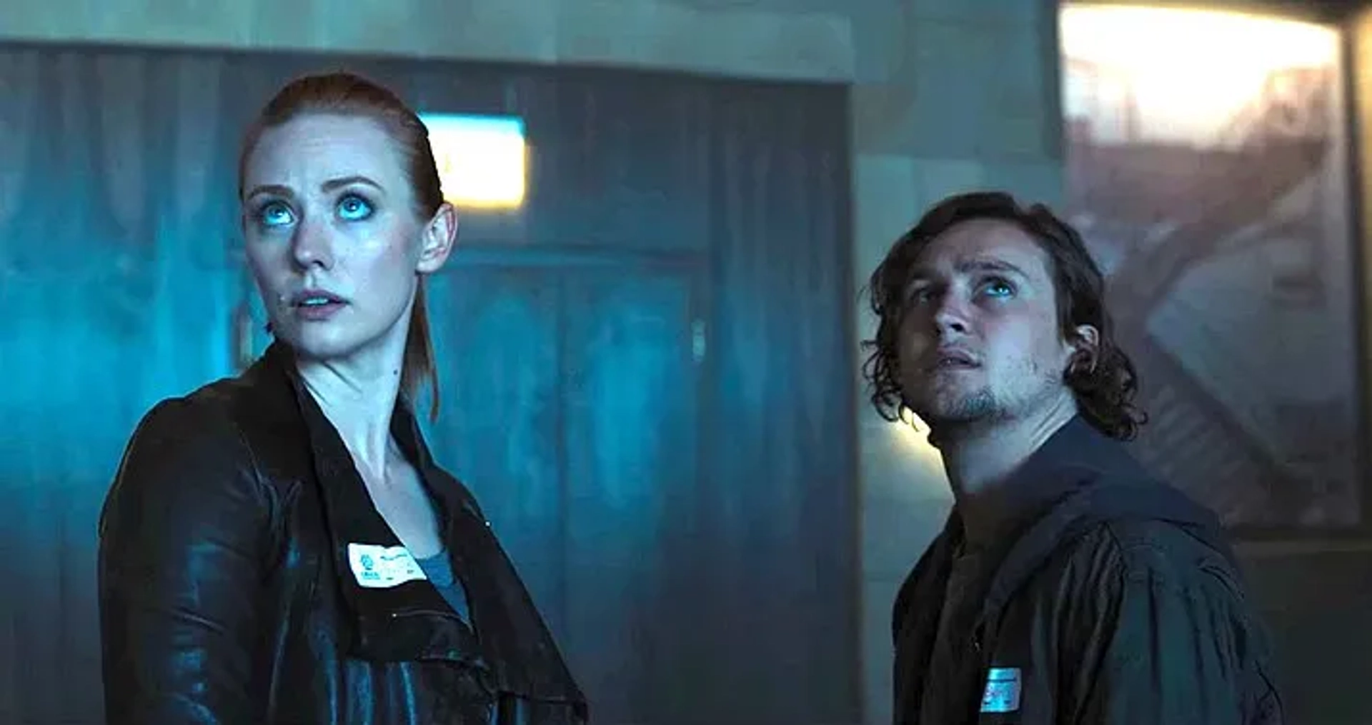 Logan Miller and Deborah Ann Woll in Escape Room (2019)