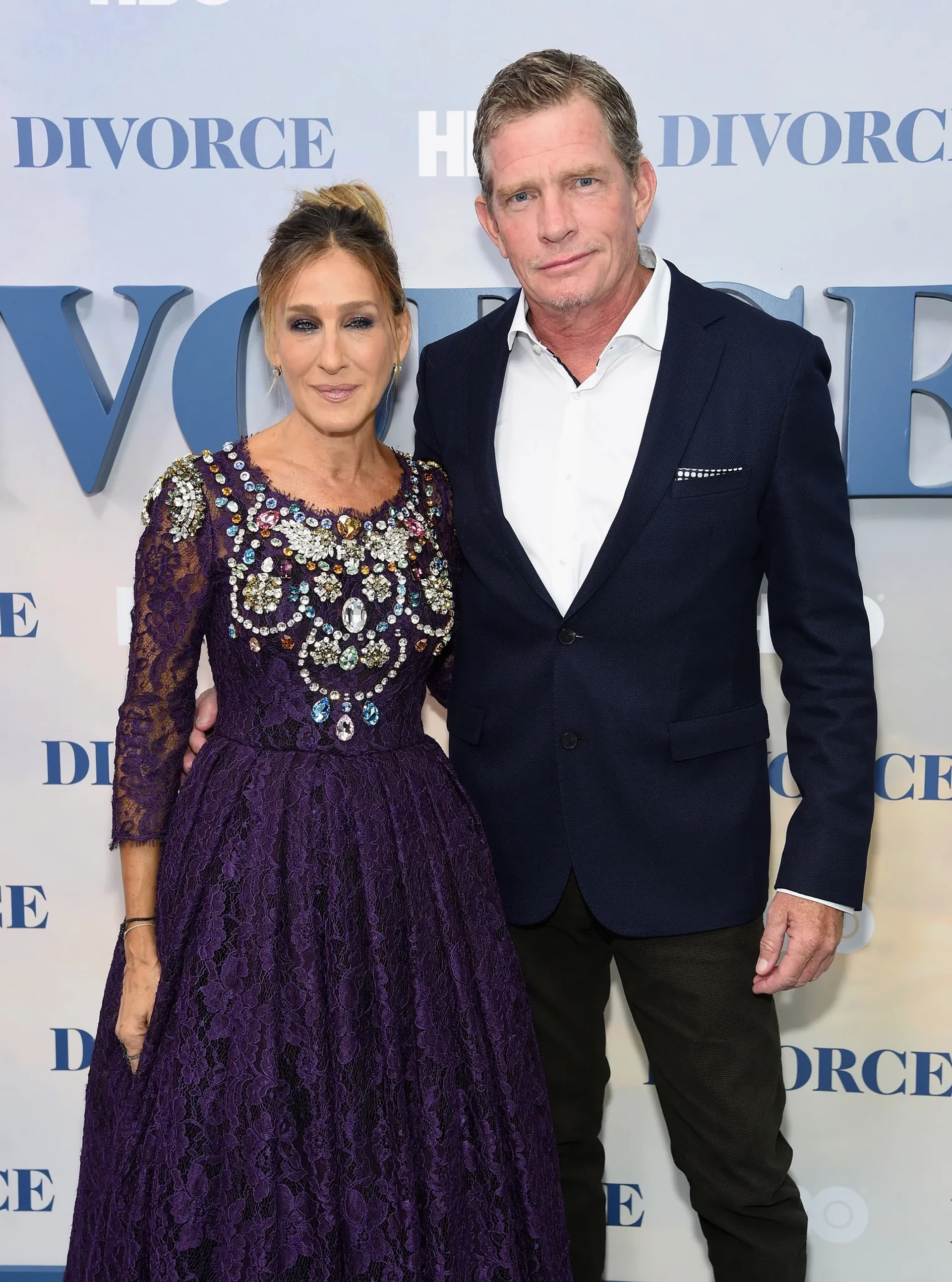 Sarah Jessica Parker and Thomas Haden Church at an event for Divorce (2016)