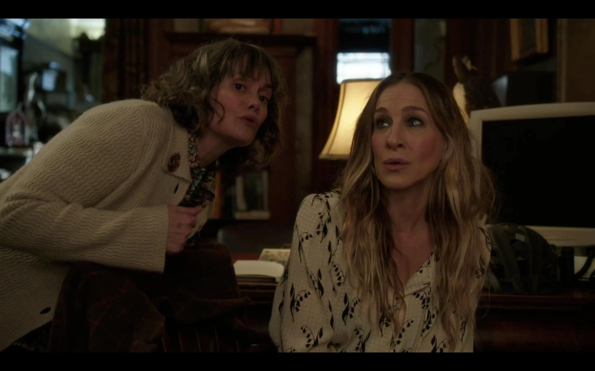 Sarah Jessica Parker and Patricia Dunnock in Divorce (2016)