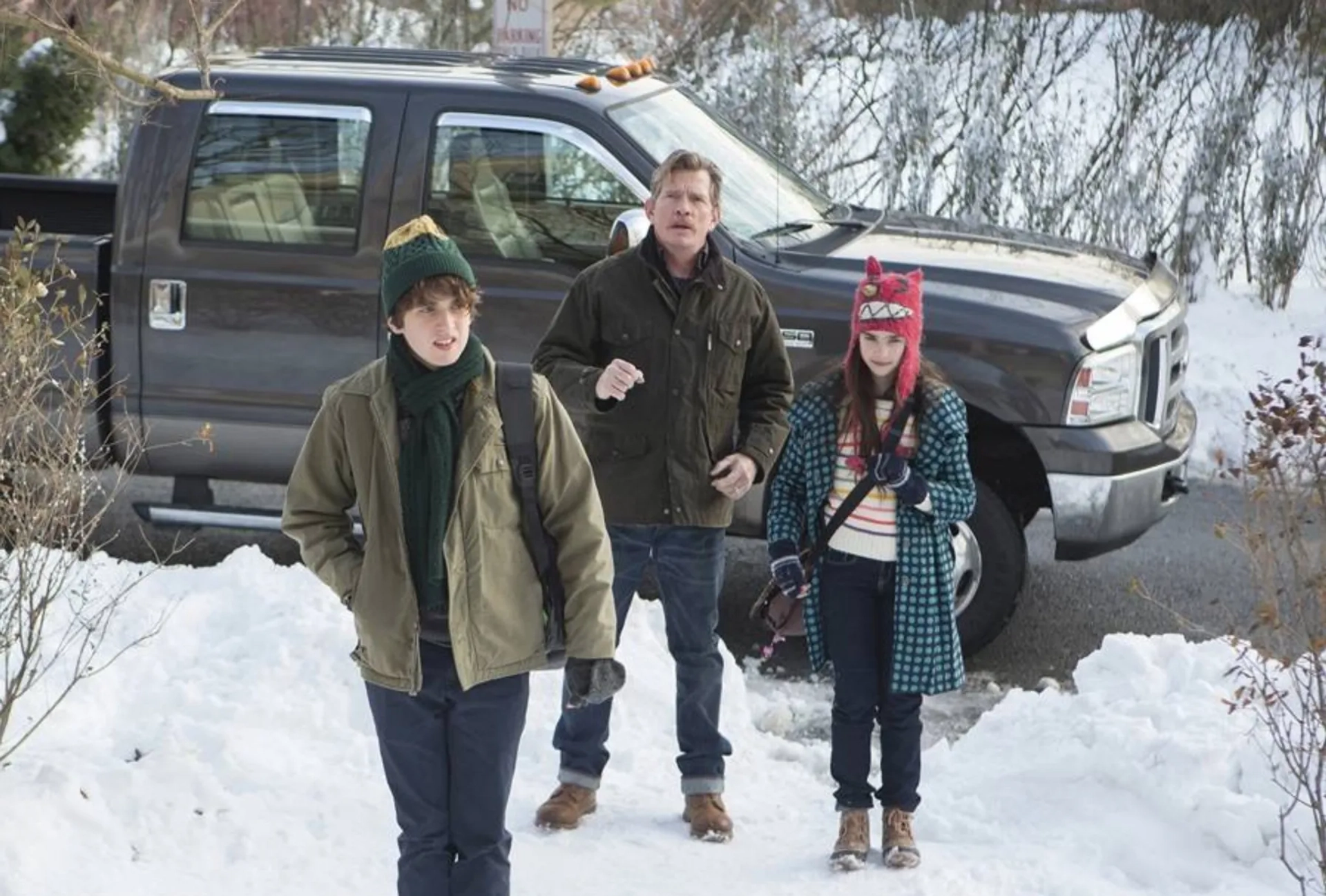 Thomas Haden Church, Sterling Jerins, and Charlie Kilgore in Divorce (2016)