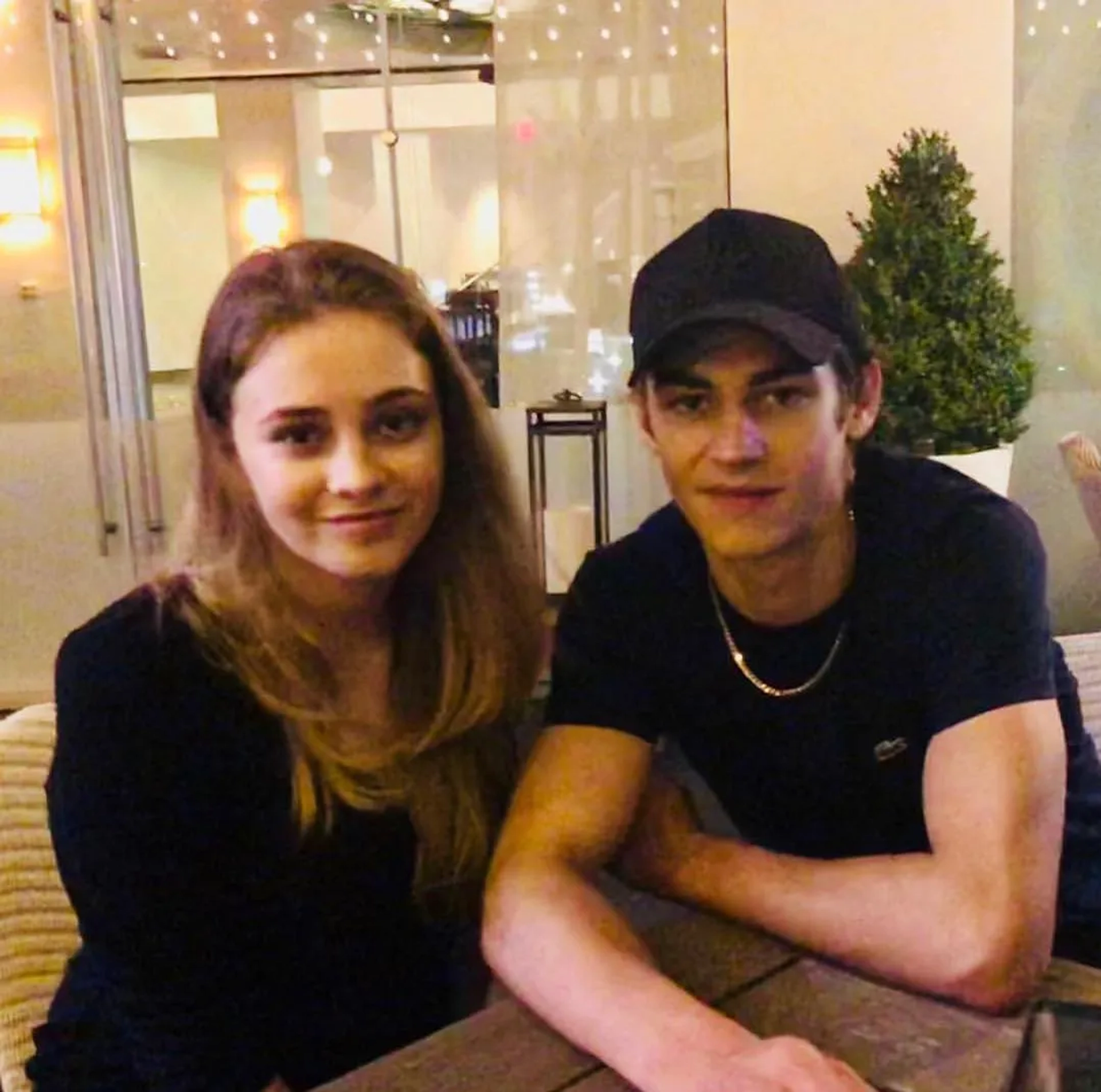 Hero Fiennes Tiffin and Josephine Langford in After (2019)