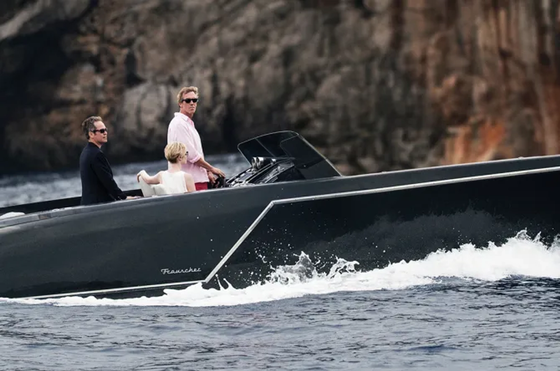 Tom Hollander, Hugh Laurie, and Elizabeth Debicki in The Night Manager (2016)