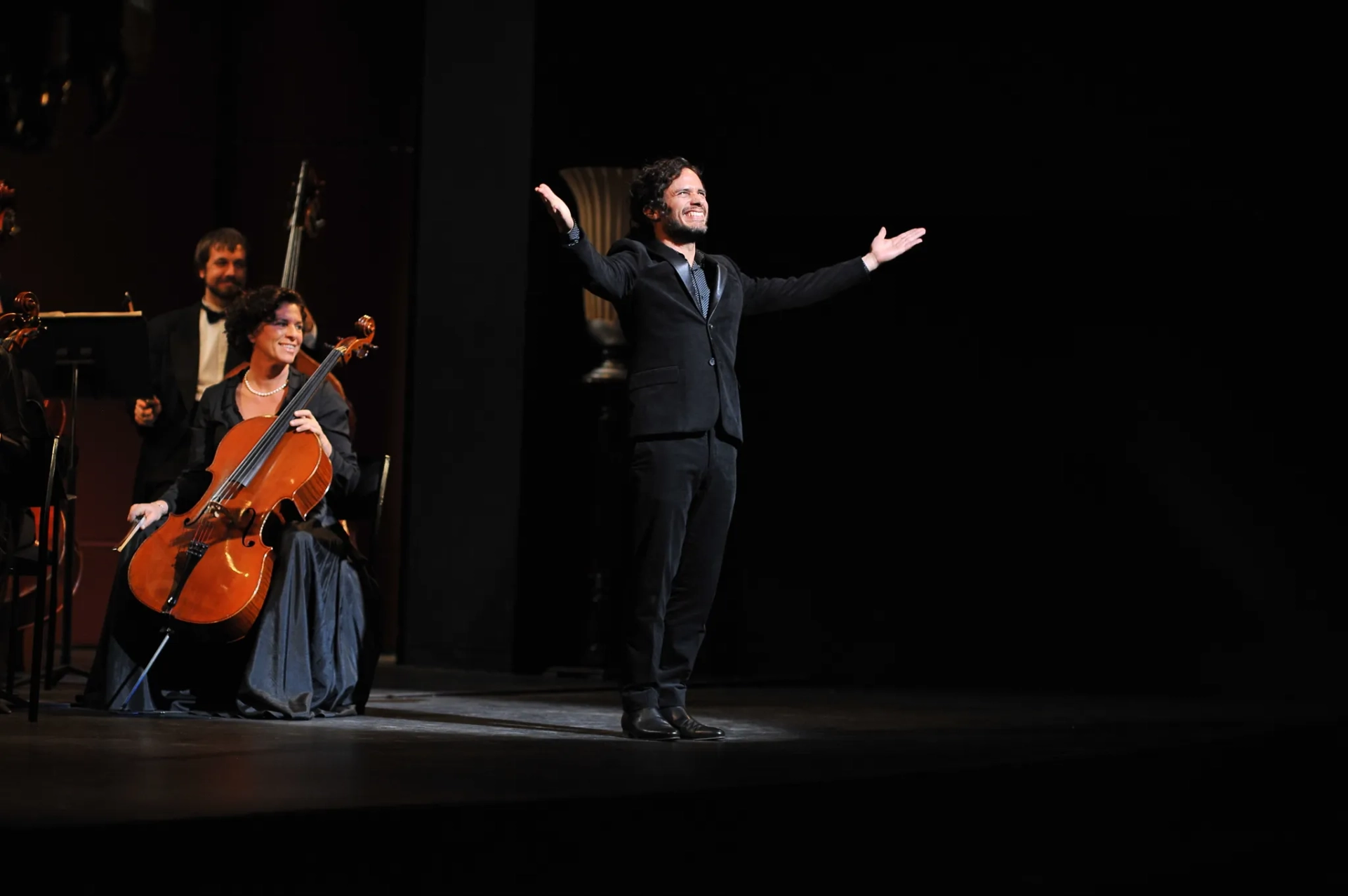 Gael García Bernal in Mozart in the Jungle (2014)