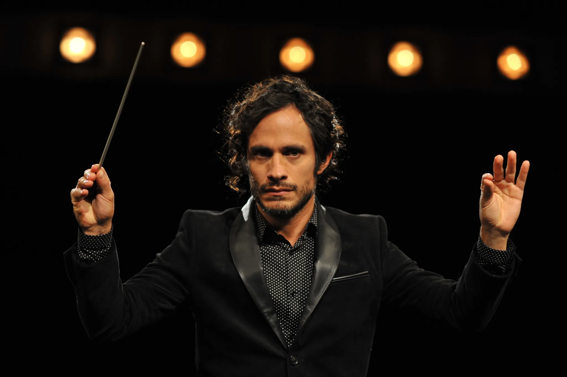 Gael García Bernal in Mozart in the Jungle (2014)