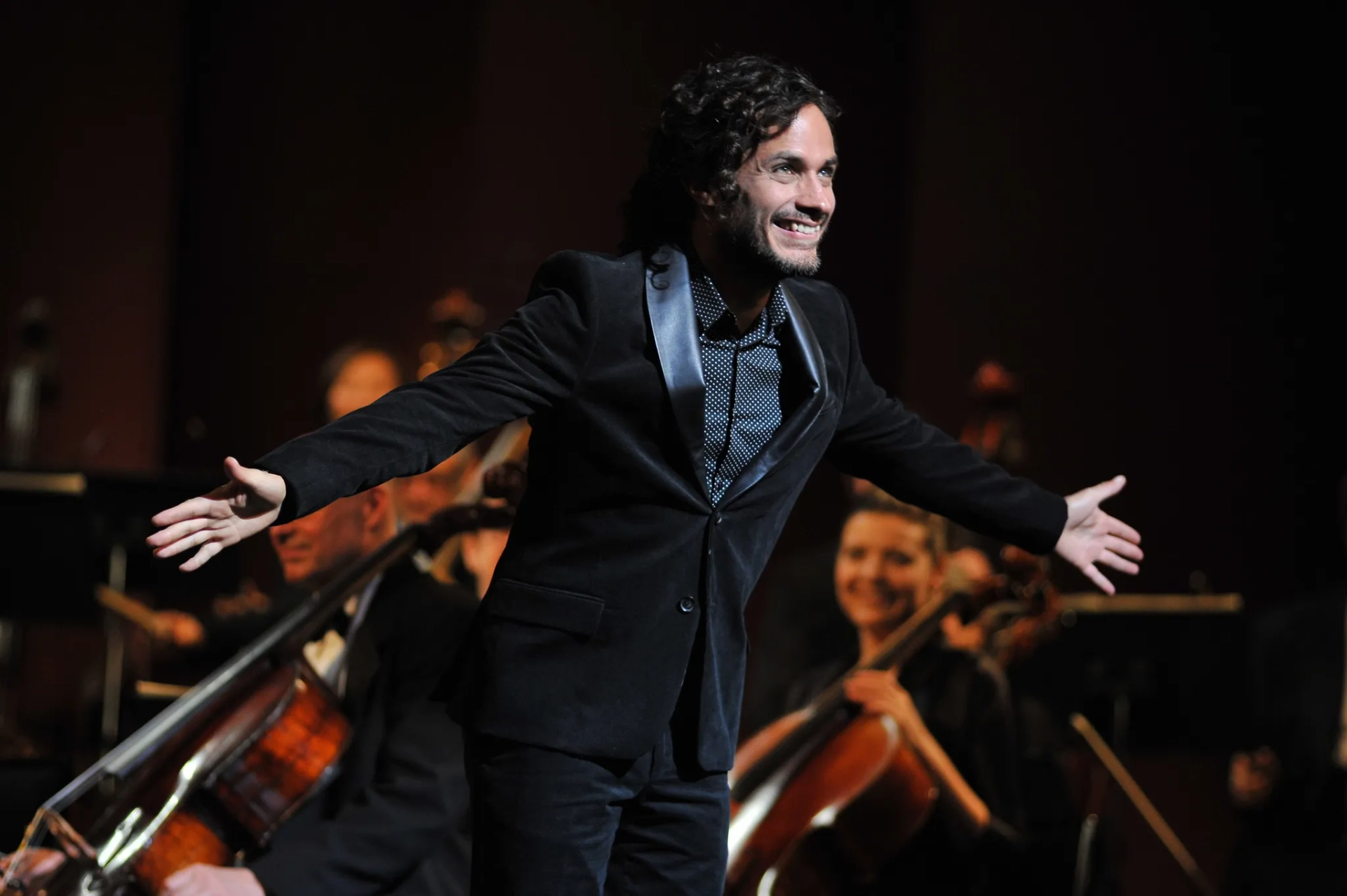 Gael García Bernal in Mozart in the Jungle (2014)