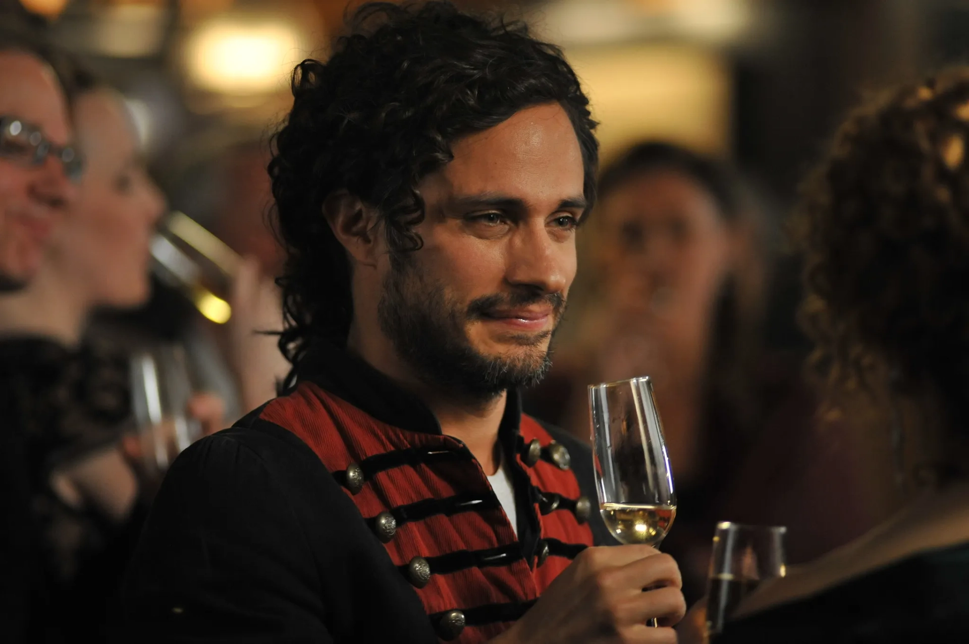 Gael García Bernal in Mozart in the Jungle (2014)