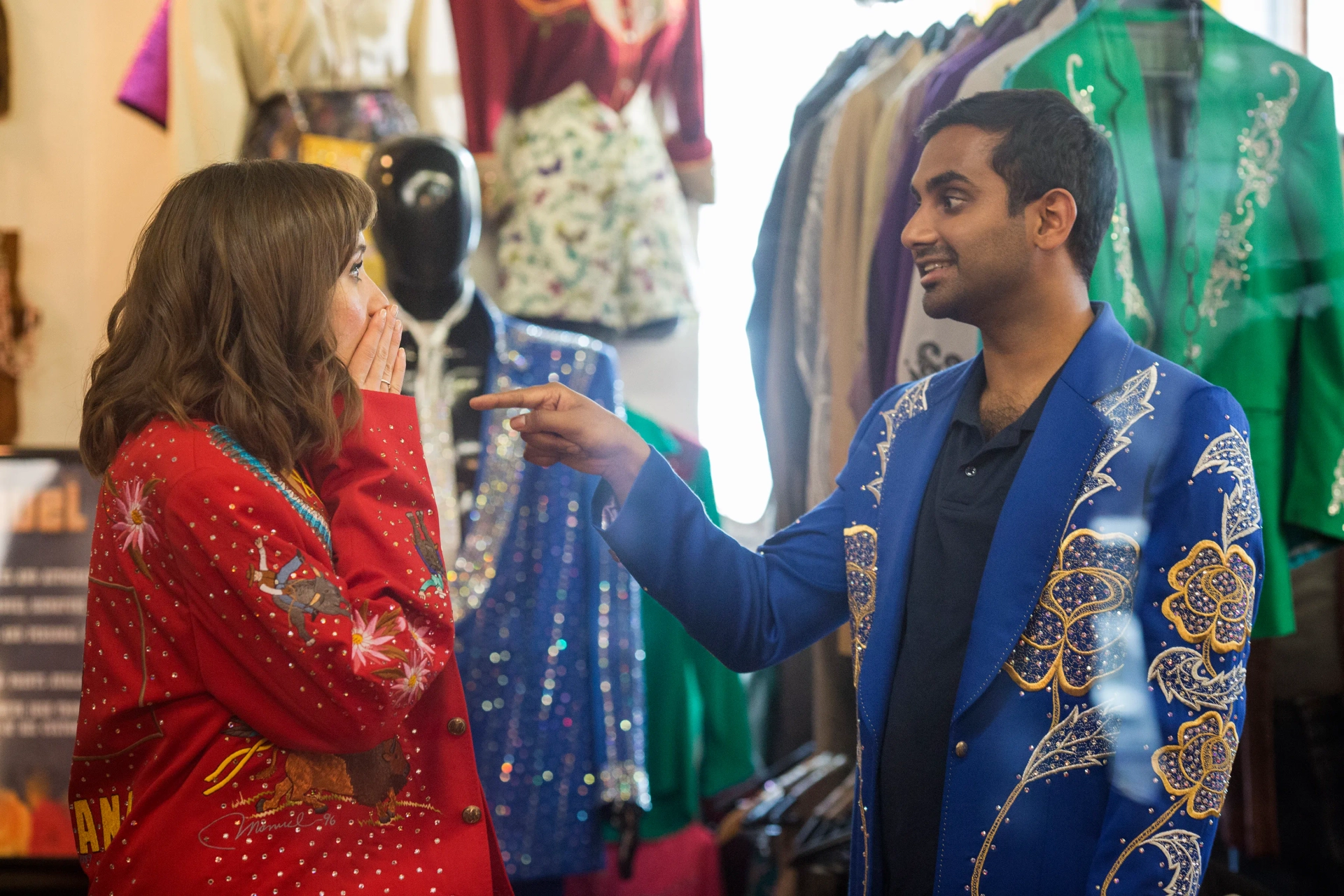 Aziz Ansari and Noël Wells in Master of None (2015)