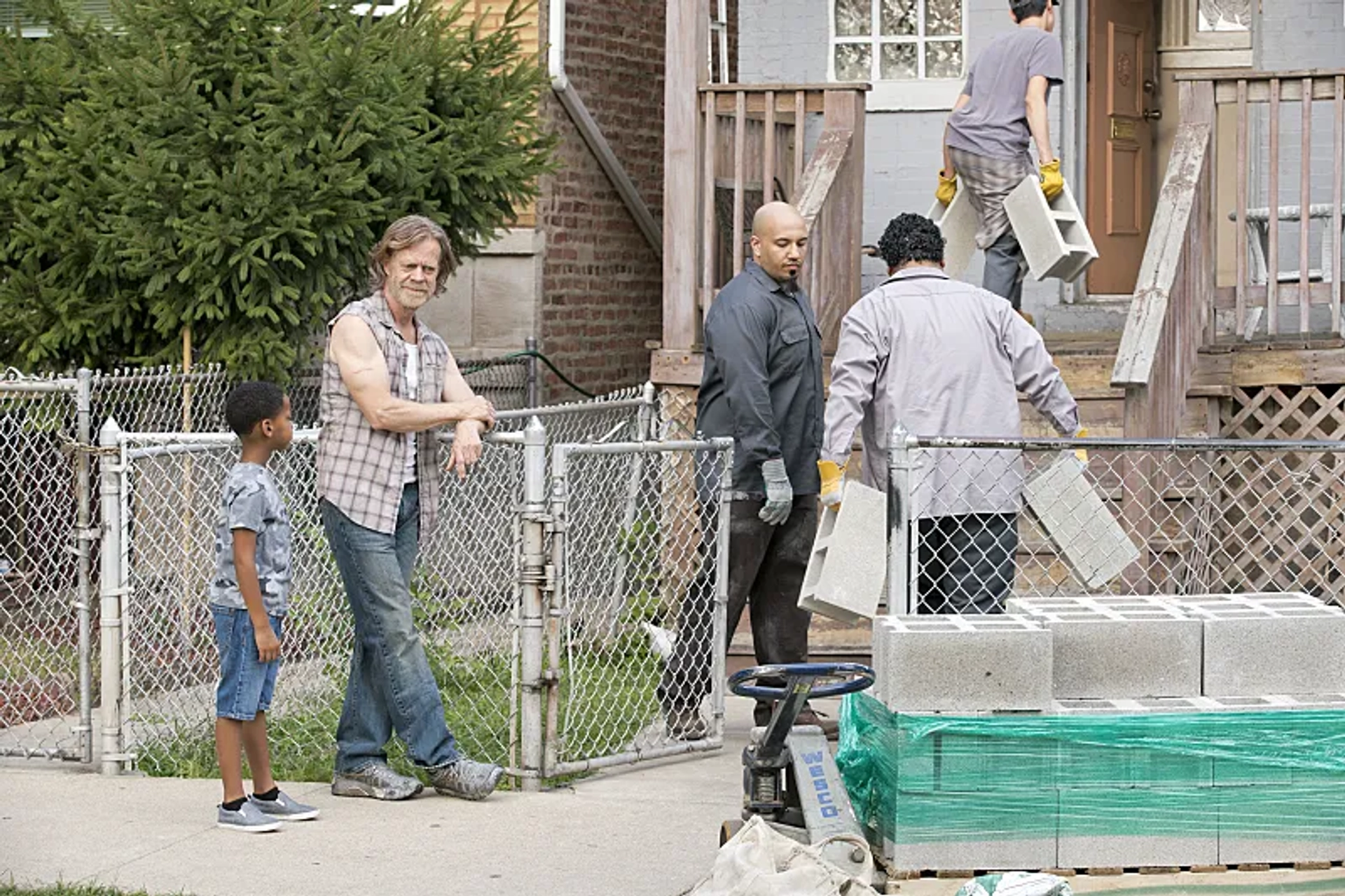 William H. Macy and Brenden Sims in Shameless (2011)