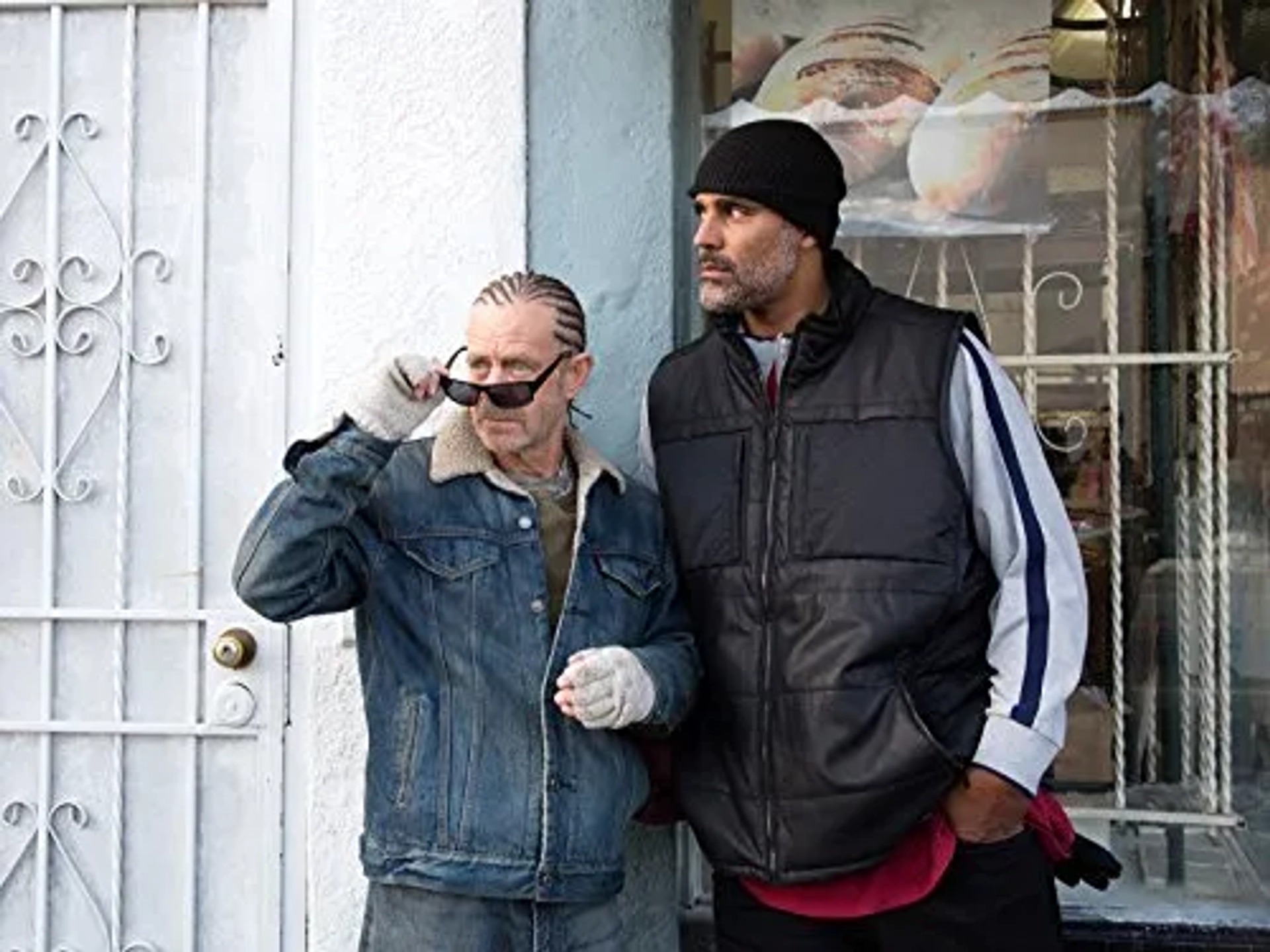 William H. Macy and Rick Fox in Shameless (2011)