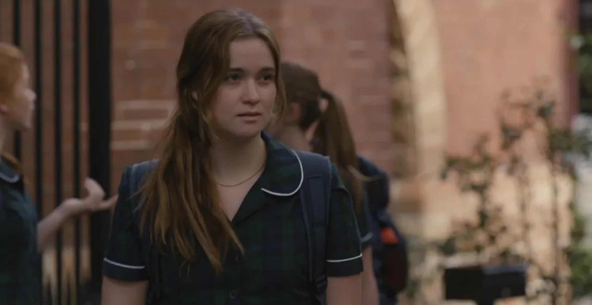 Alice Englert in Top of the Lake (2013)