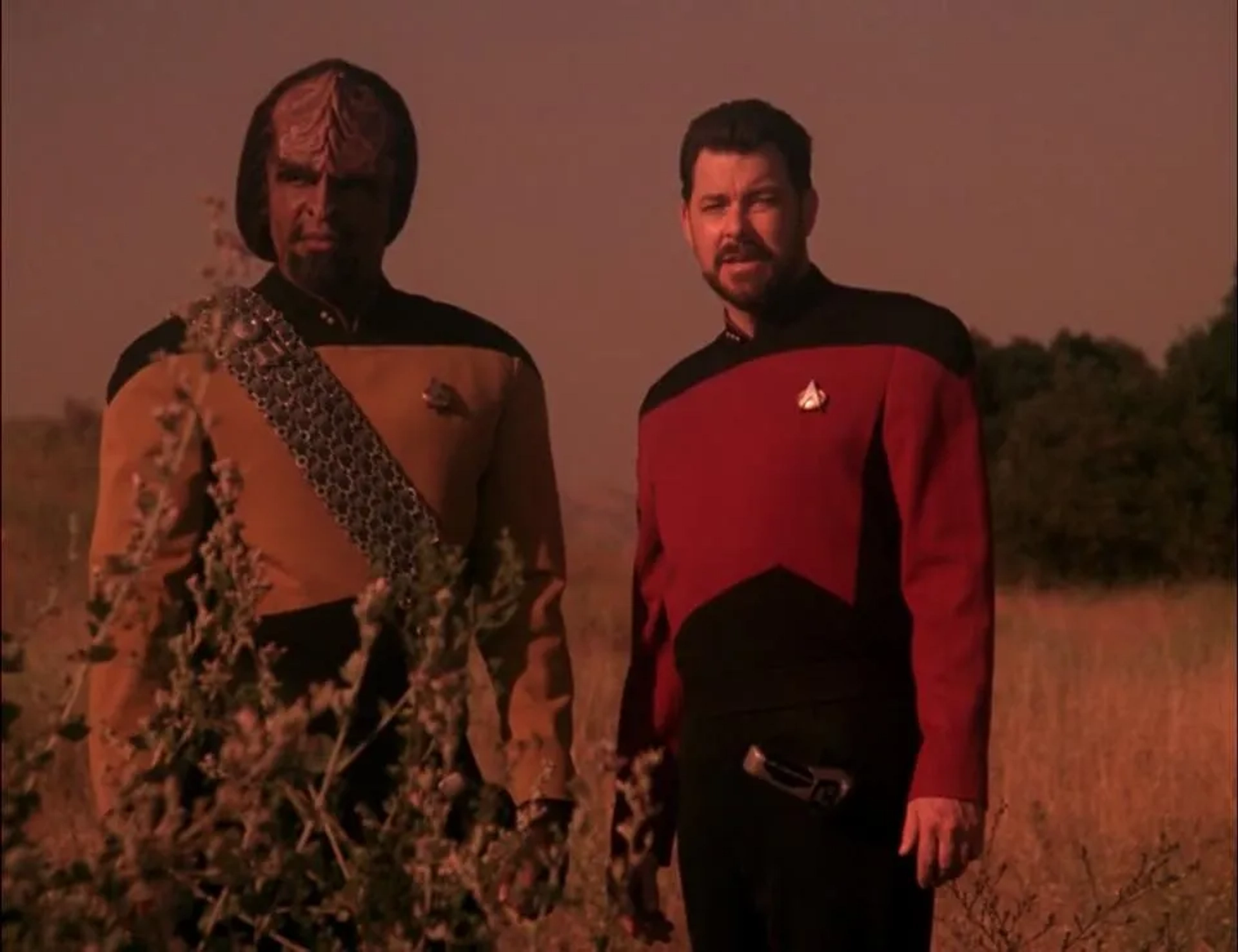 Michael Dorn and Jonathan Frakes in Star Trek: The Next Generation (1987)