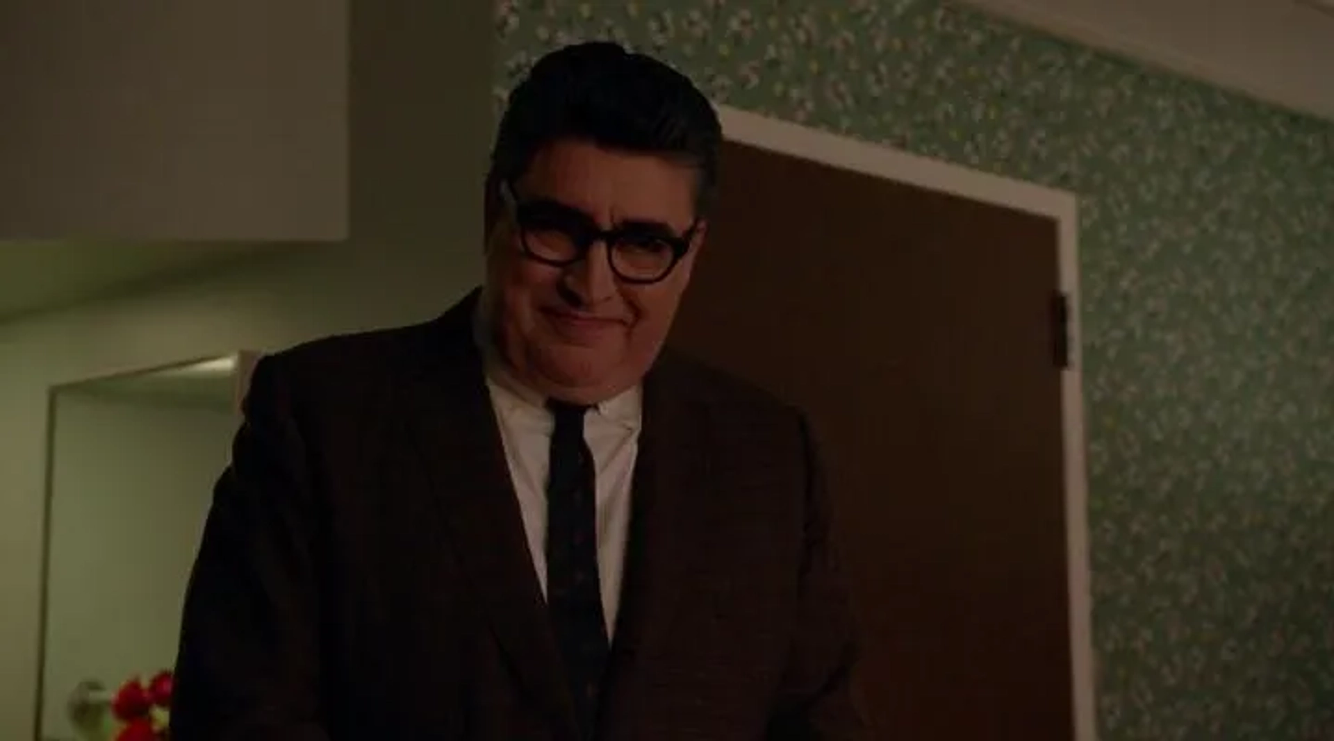 Alfred Molina in Feud (2017)