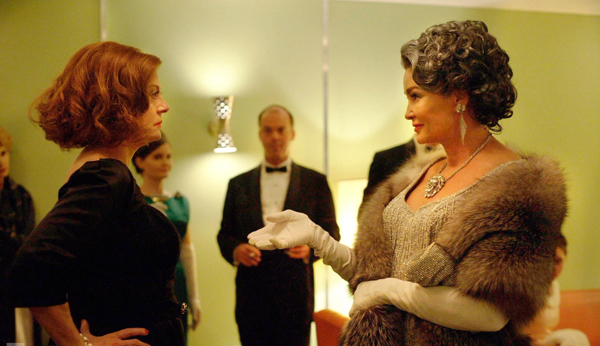 Susan Sarandon and Jessica Lange in Feud (2017)