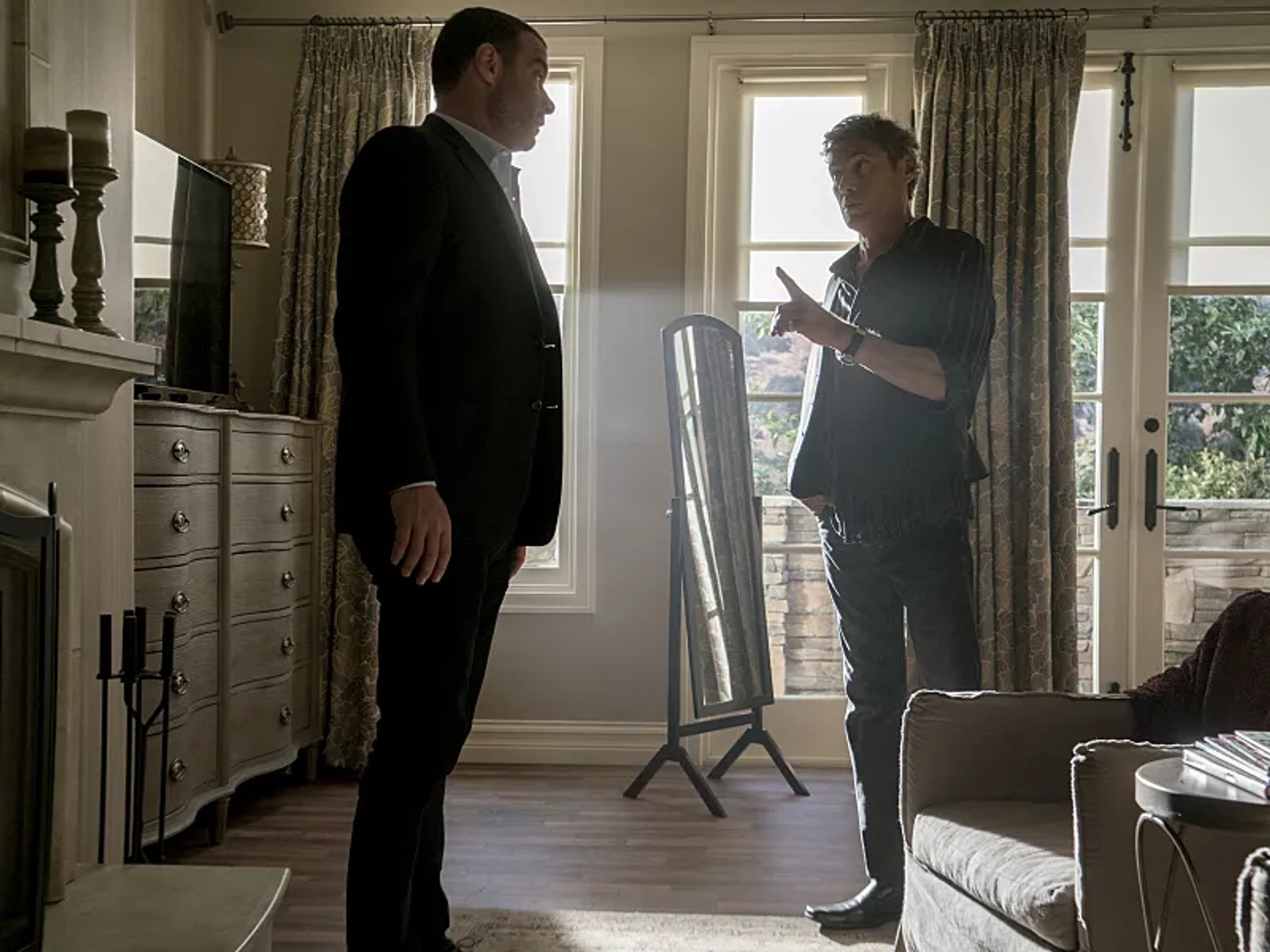 Liev Schreiber and Steven Bauer in Ray Donovan (2013)