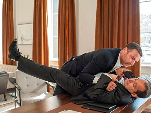 Liev Schreiber and Peter Jacobson in Ray Donovan (2013)