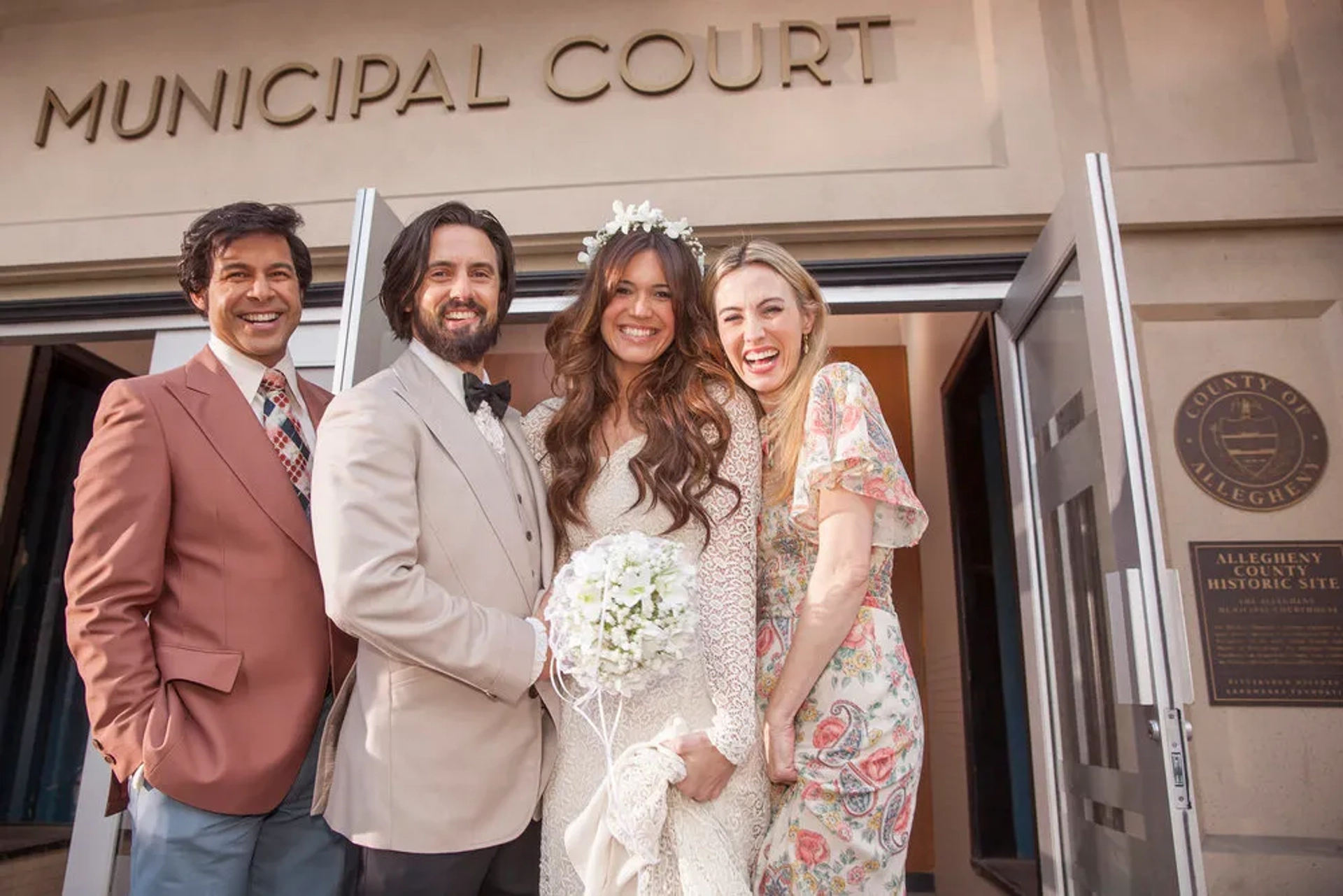 Jon Huertas, Mandy Moore, Milo Ventimiglia, and Wynn Everett in This Is Us (2016)