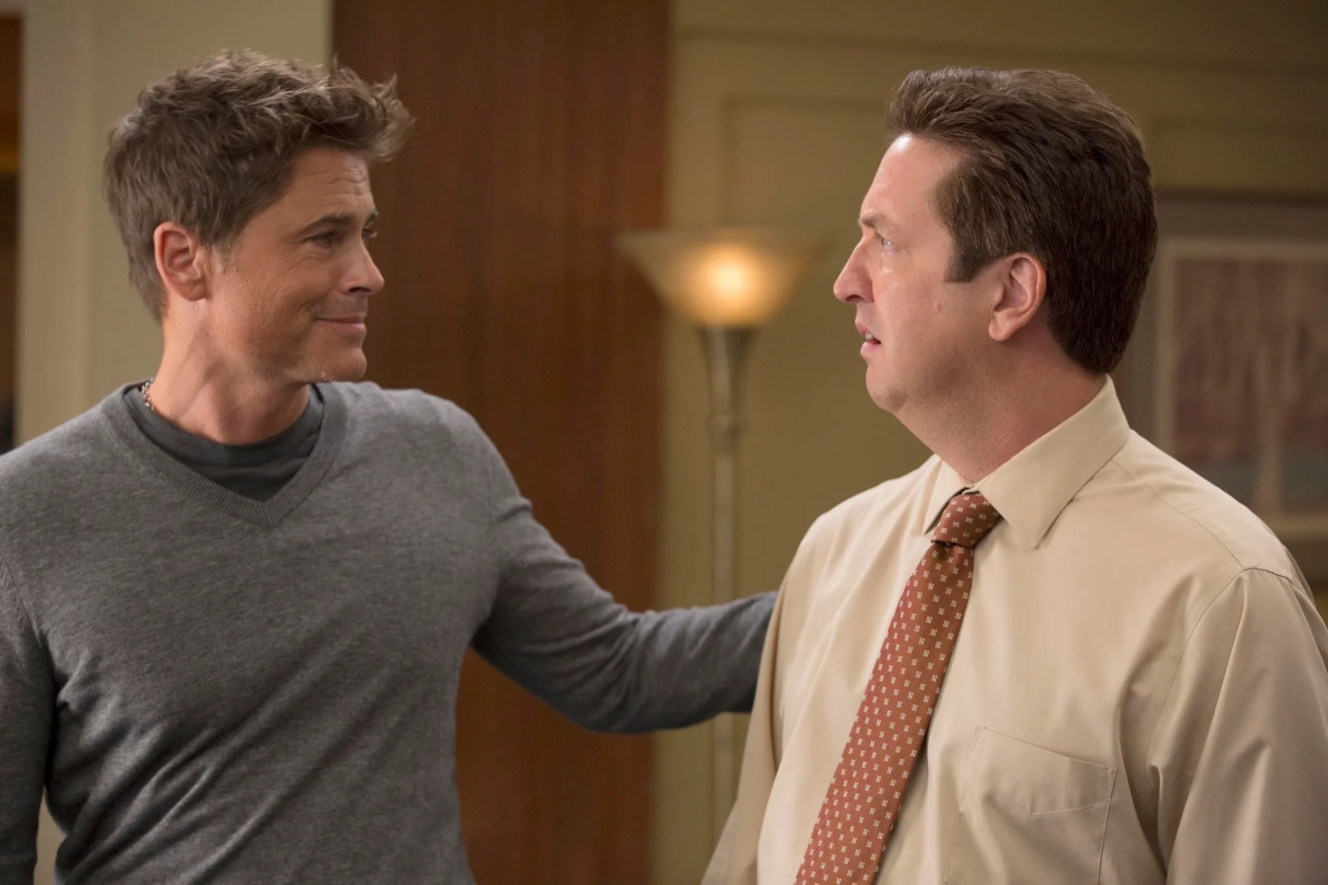 Rob Lowe and Steve Little in The Grinder (2015)